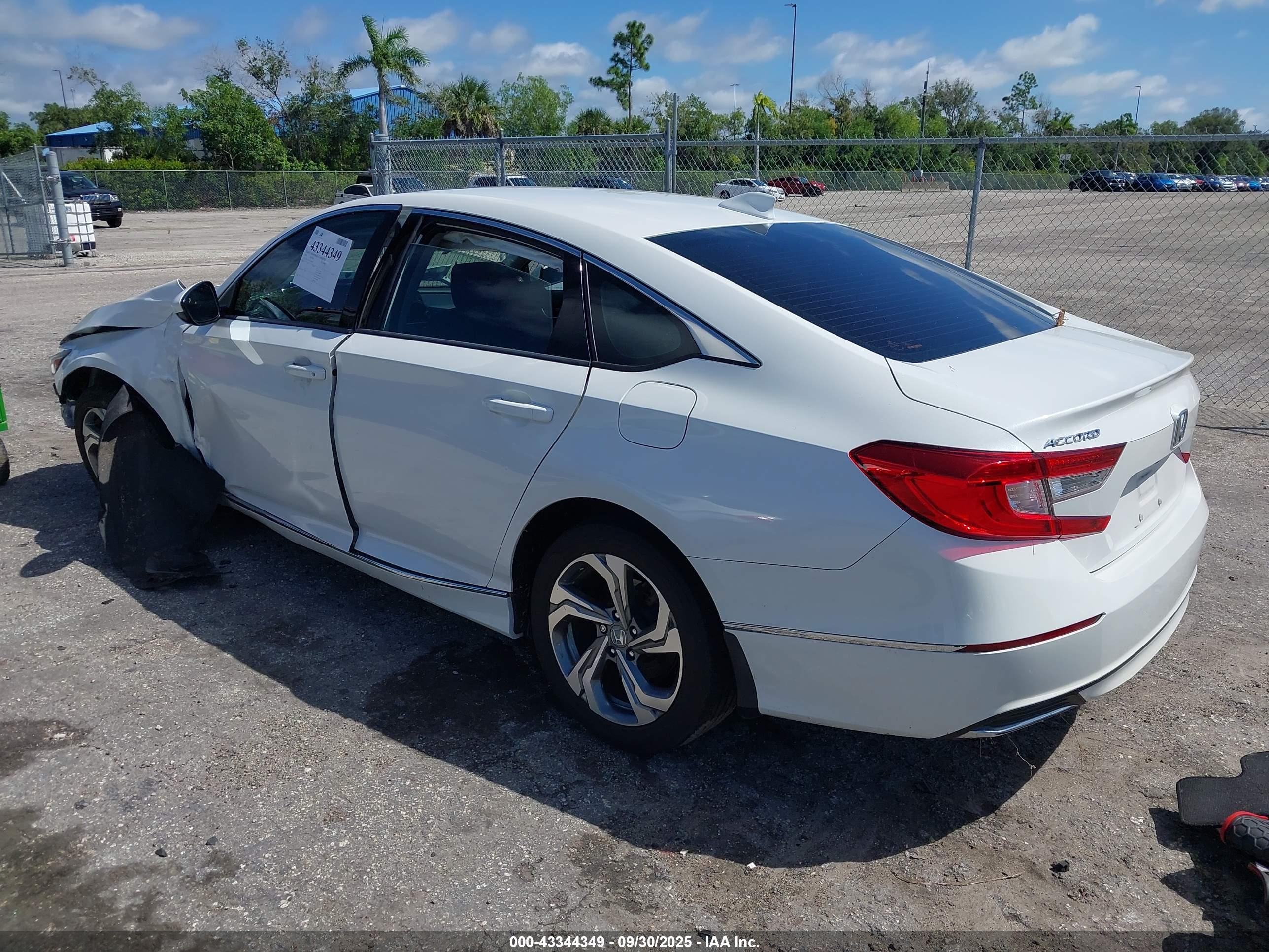 HONDA ACCORD image 3