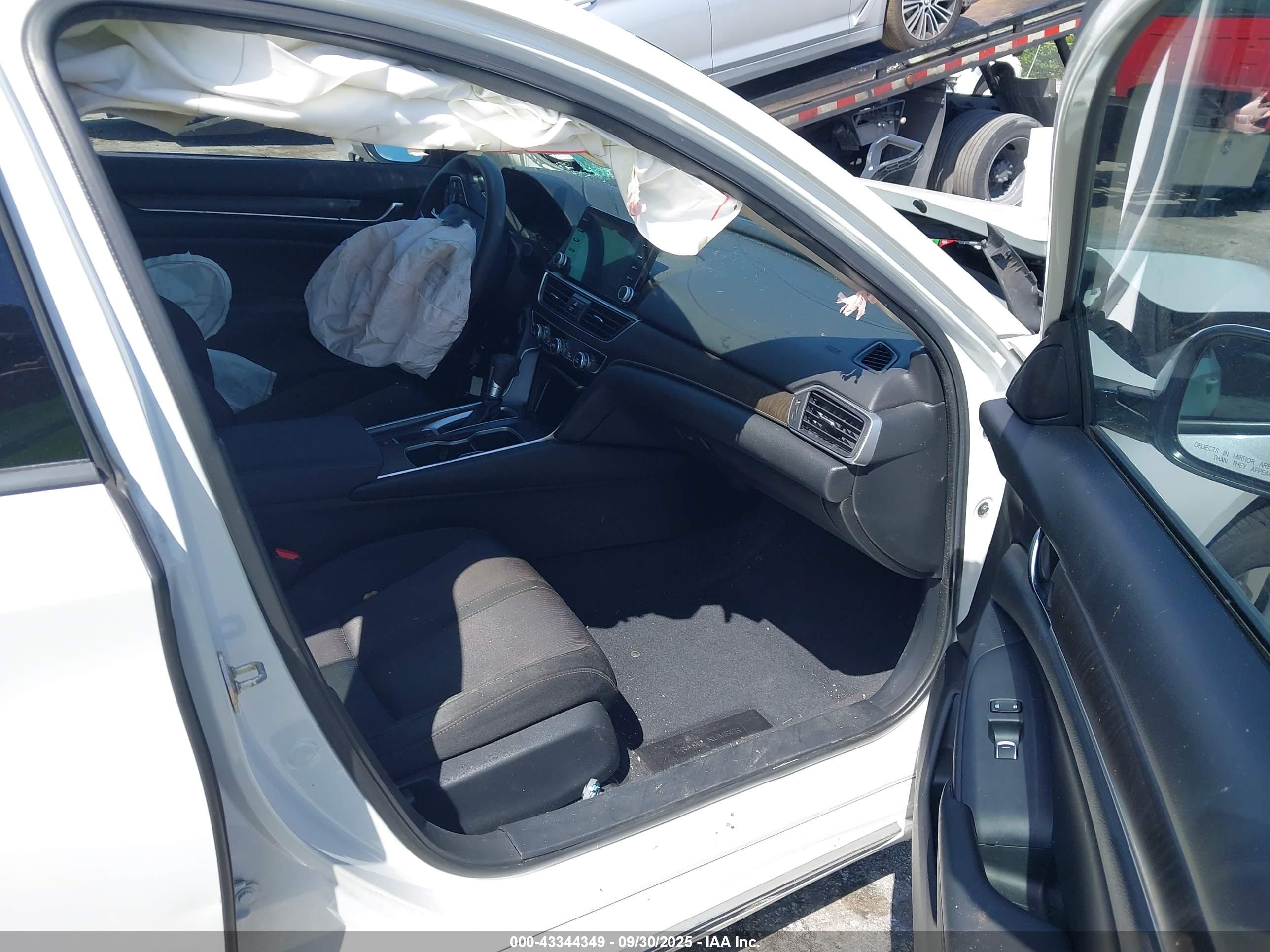 HONDA ACCORD image 5