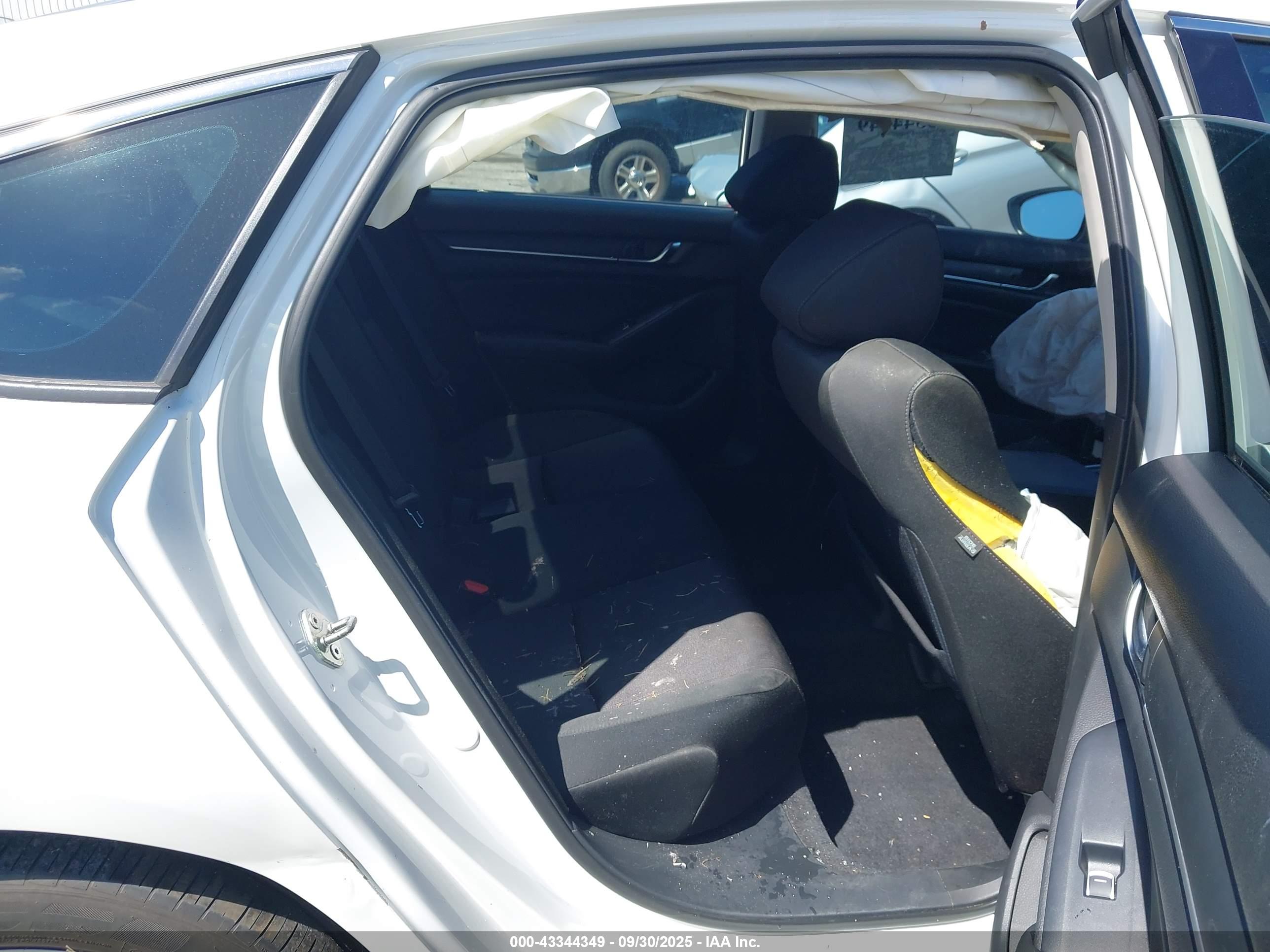 HONDA ACCORD image 8