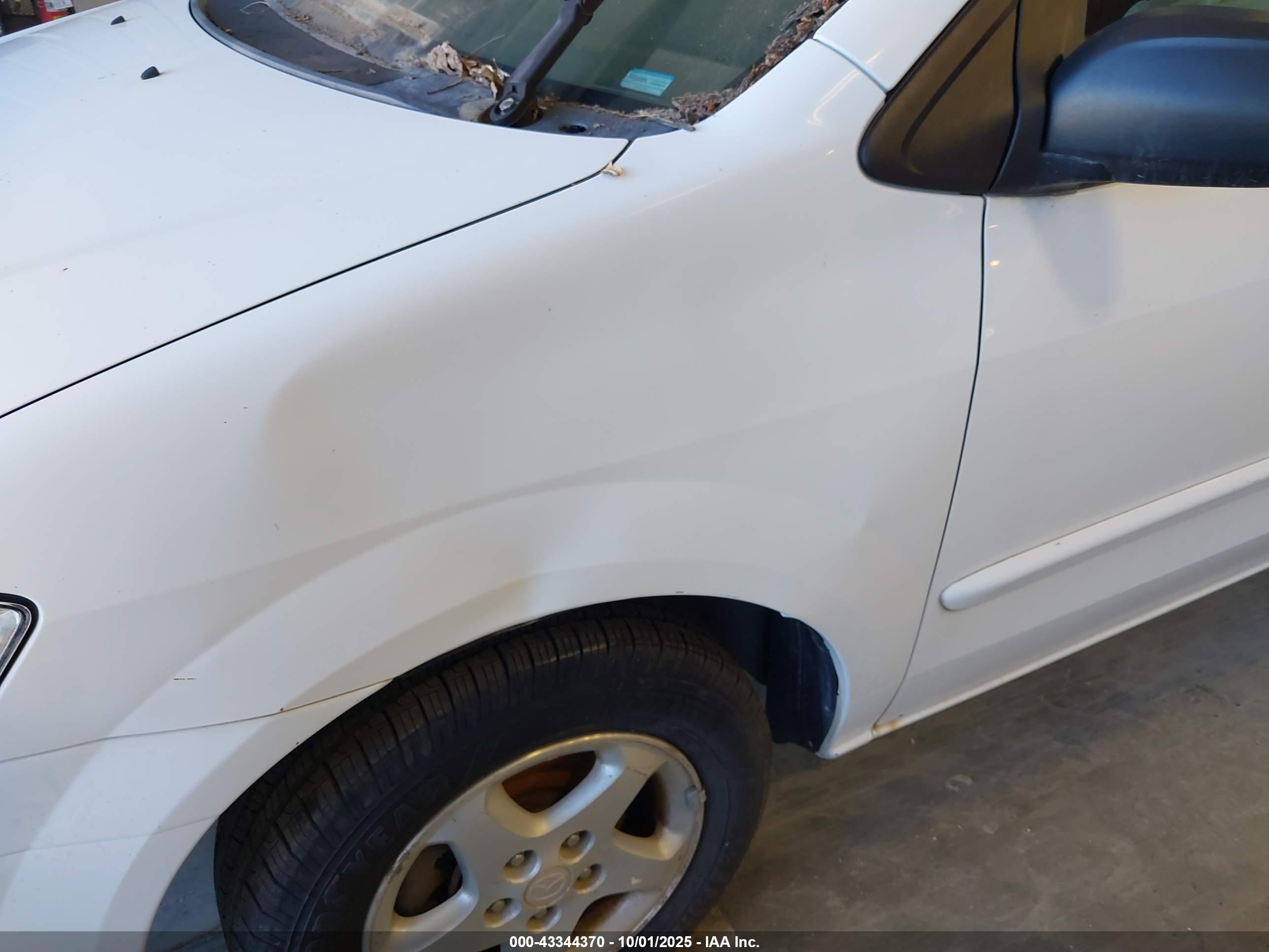 MAZDA MPV image 6
