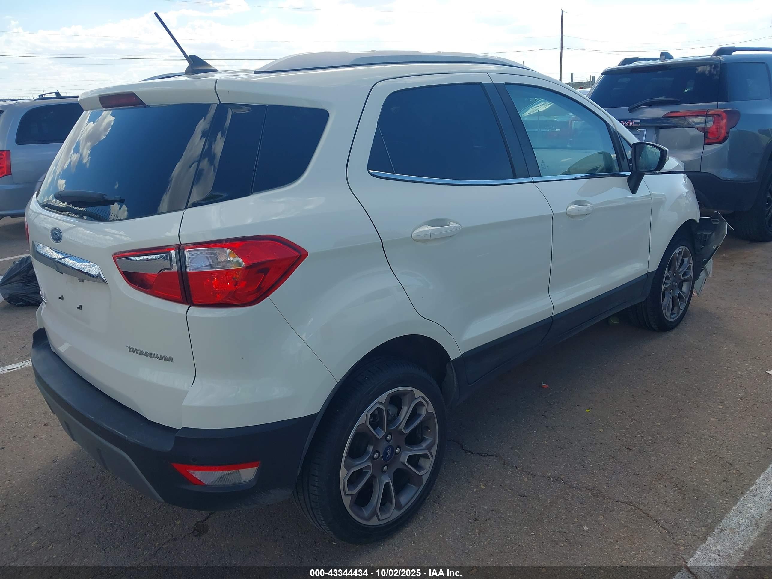 FORD ECOSPORT image 4