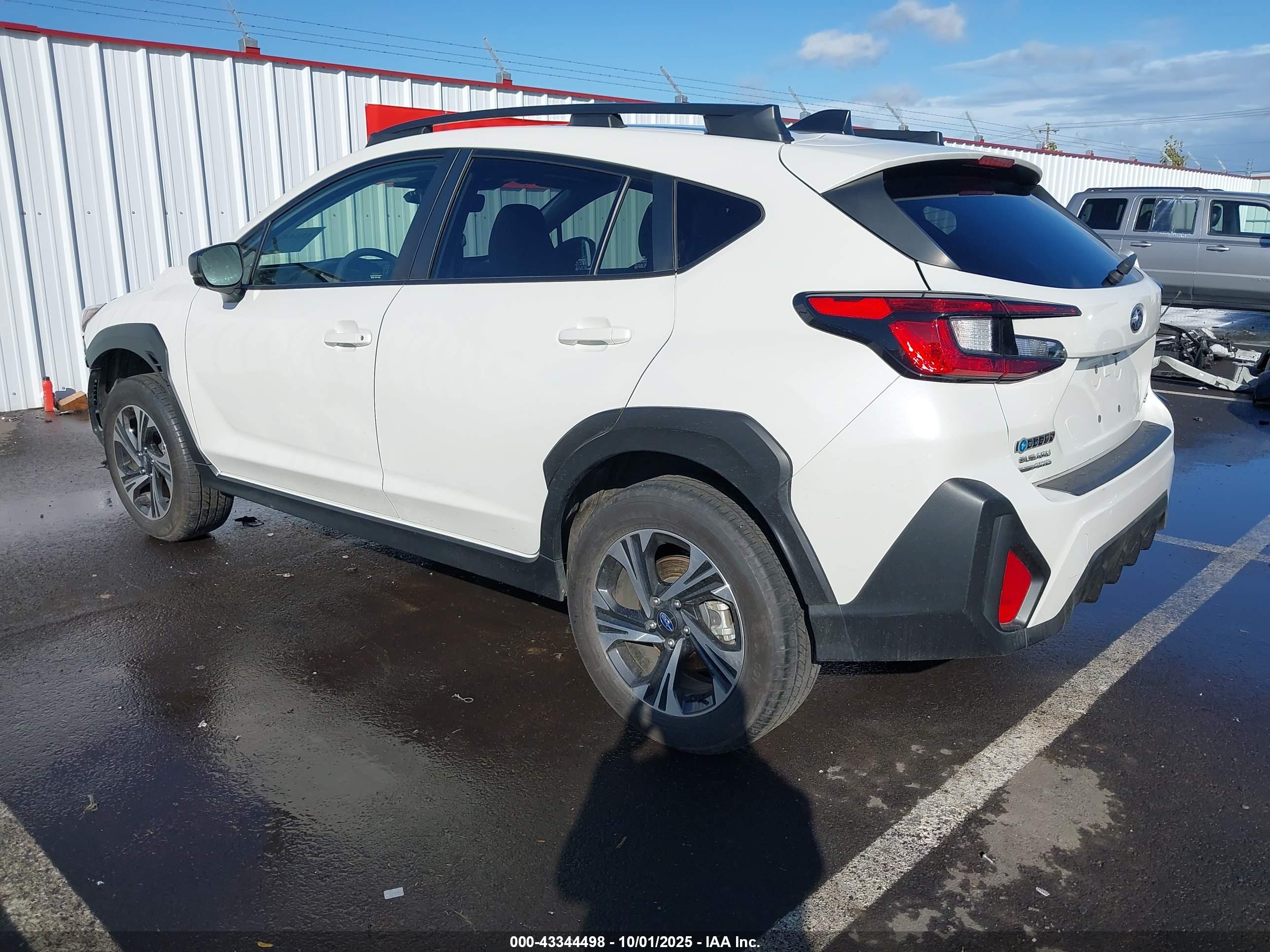 SUBARU CROSSTREK image 3