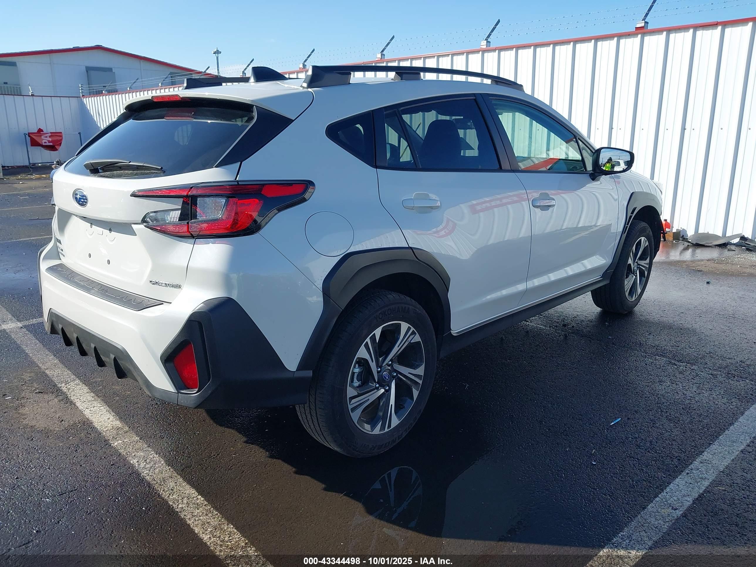 SUBARU CROSSTREK image 4