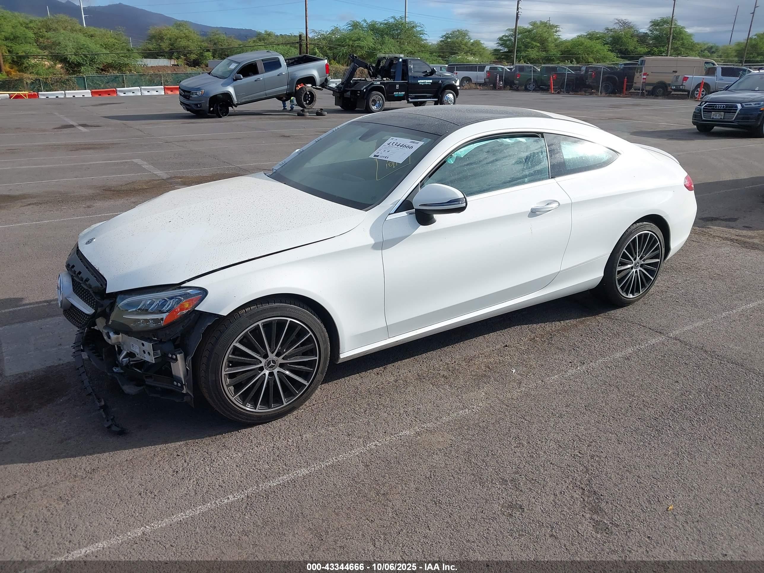 MERCEDES-BENZ C image 2