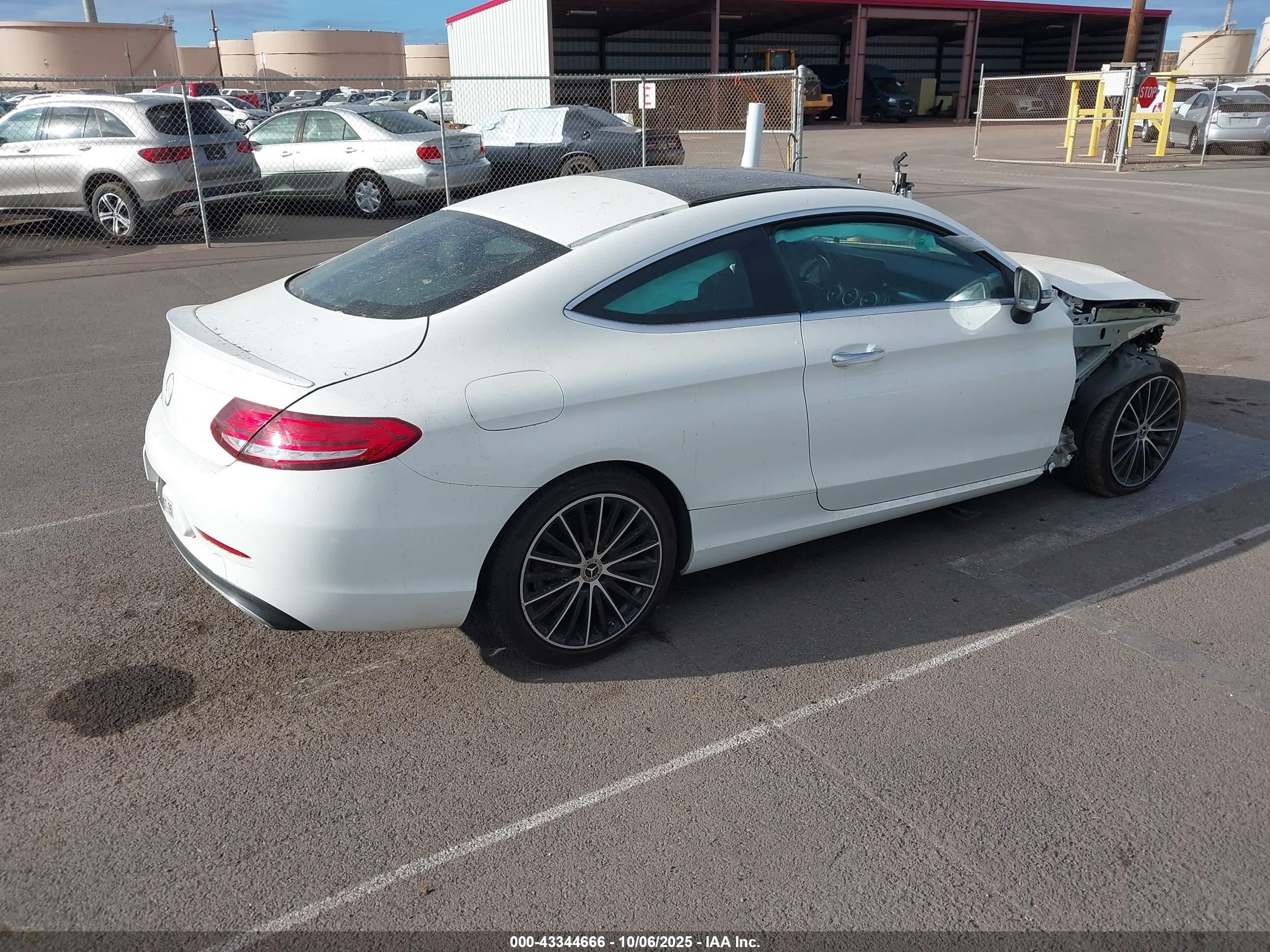 MERCEDES-BENZ C image 4