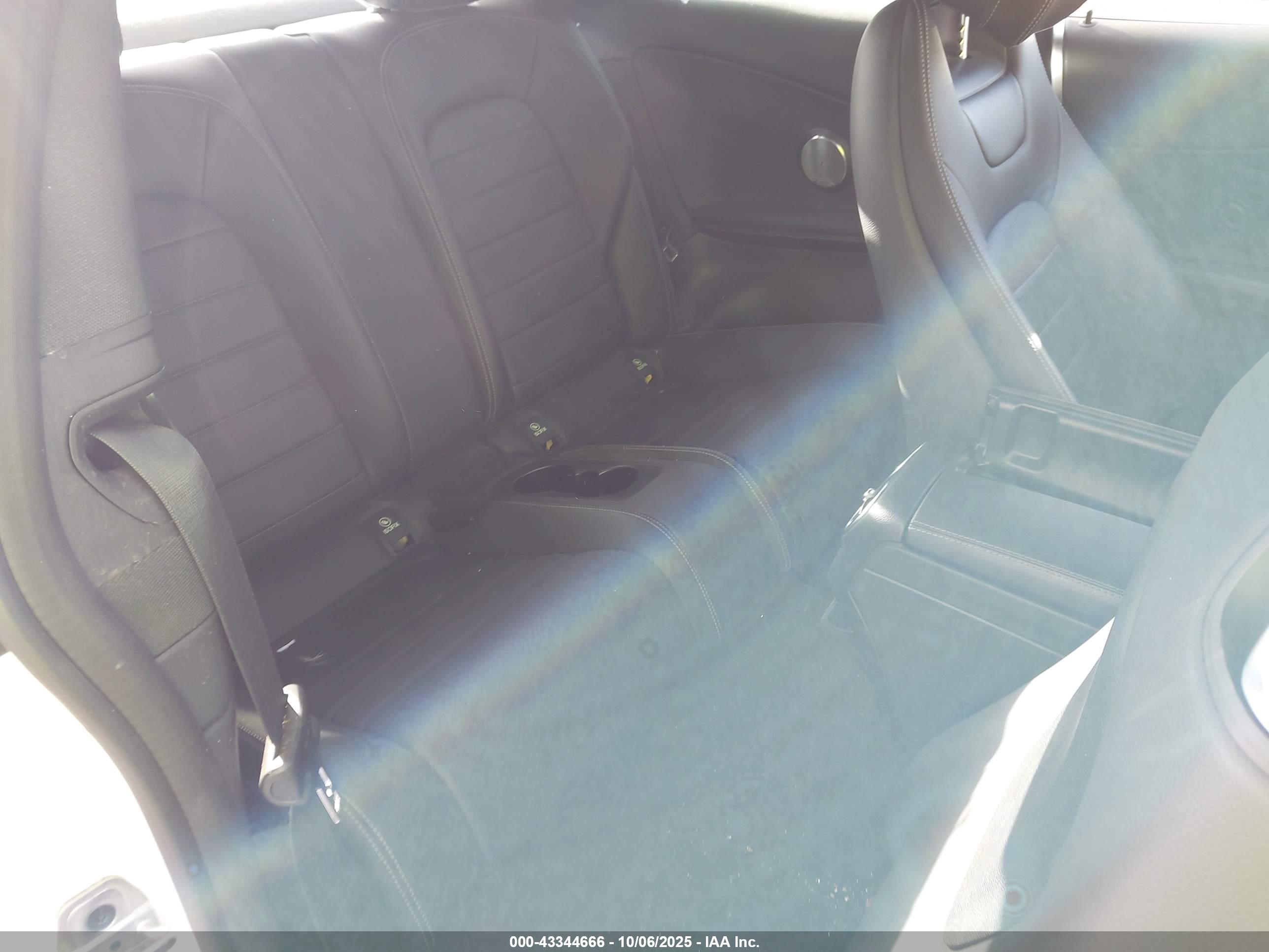 MERCEDES-BENZ C image 8