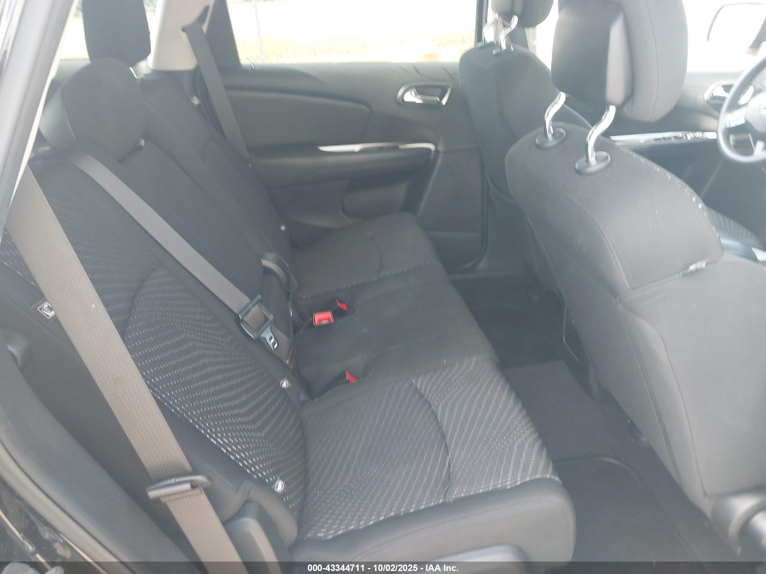 DODGE JOURNEY image 8