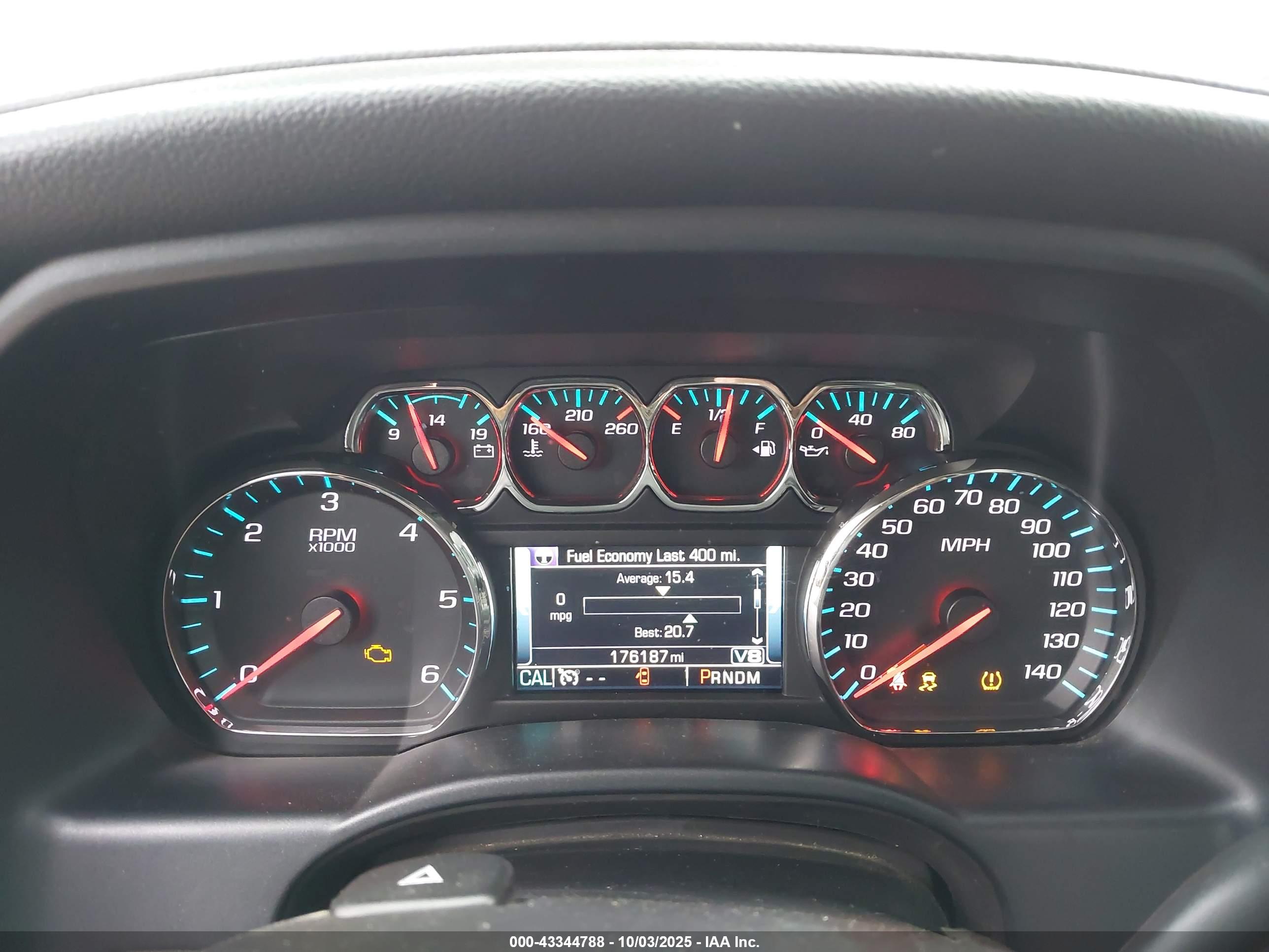 CHEVROLET SILVERADO image 7