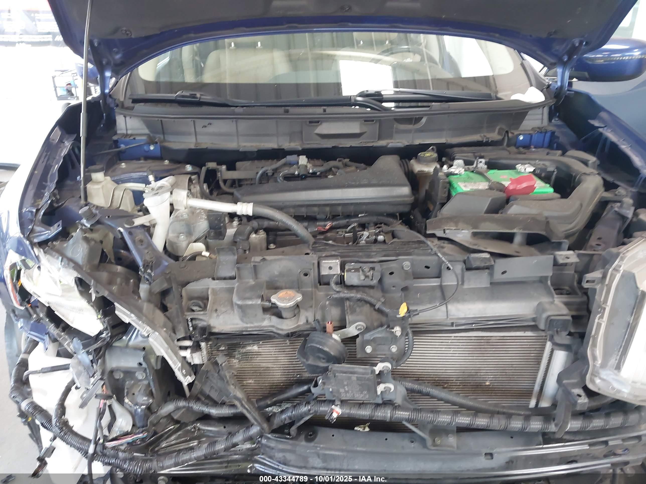 NISSAN ROGUE image 10