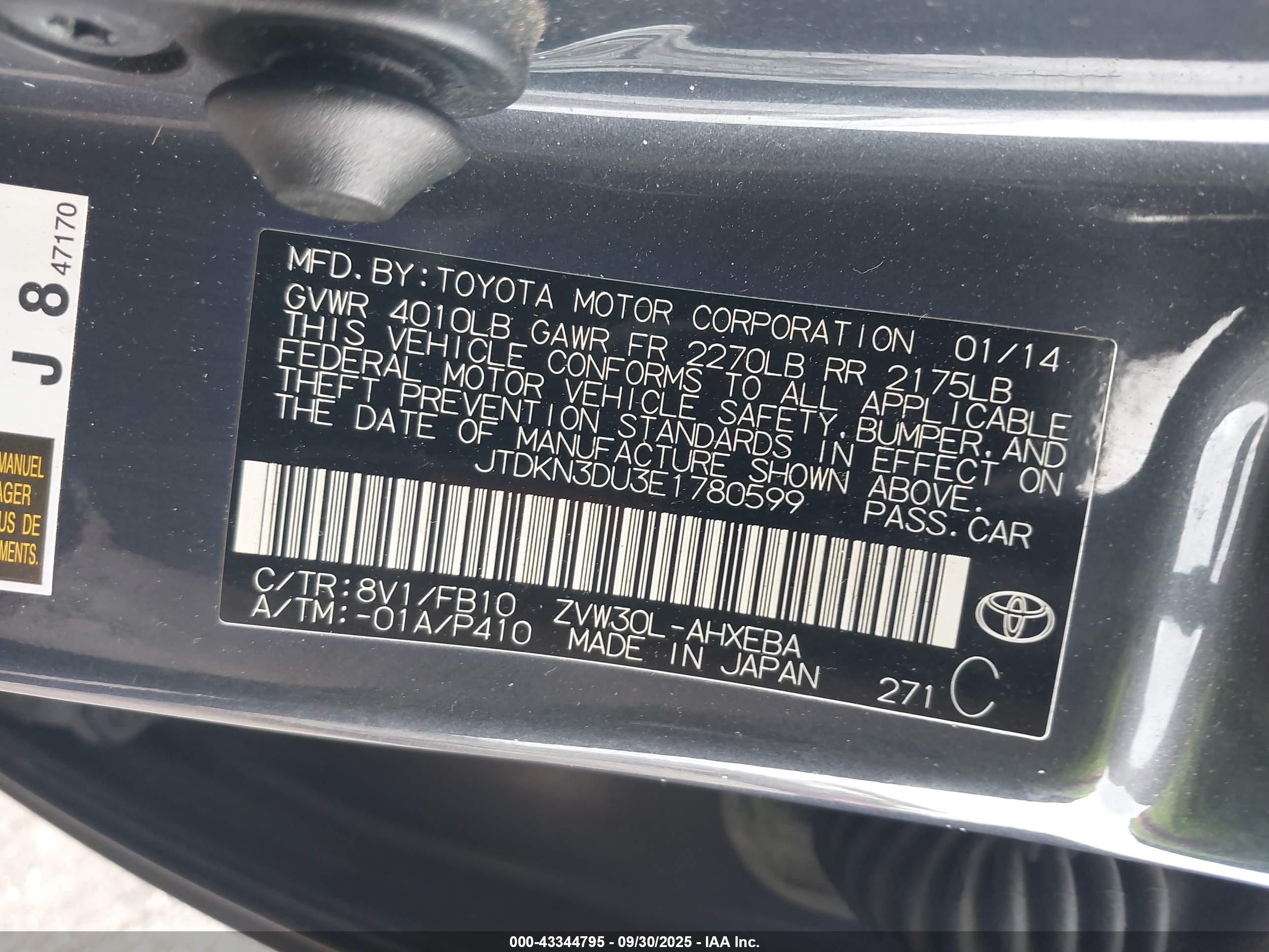 TOYOTA PRIUS image 9