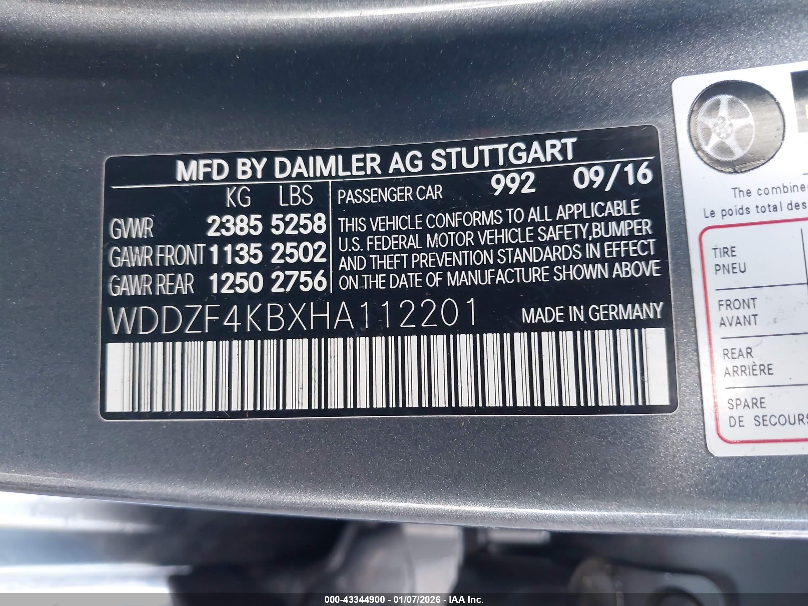 MERCEDES-BENZ E image 9