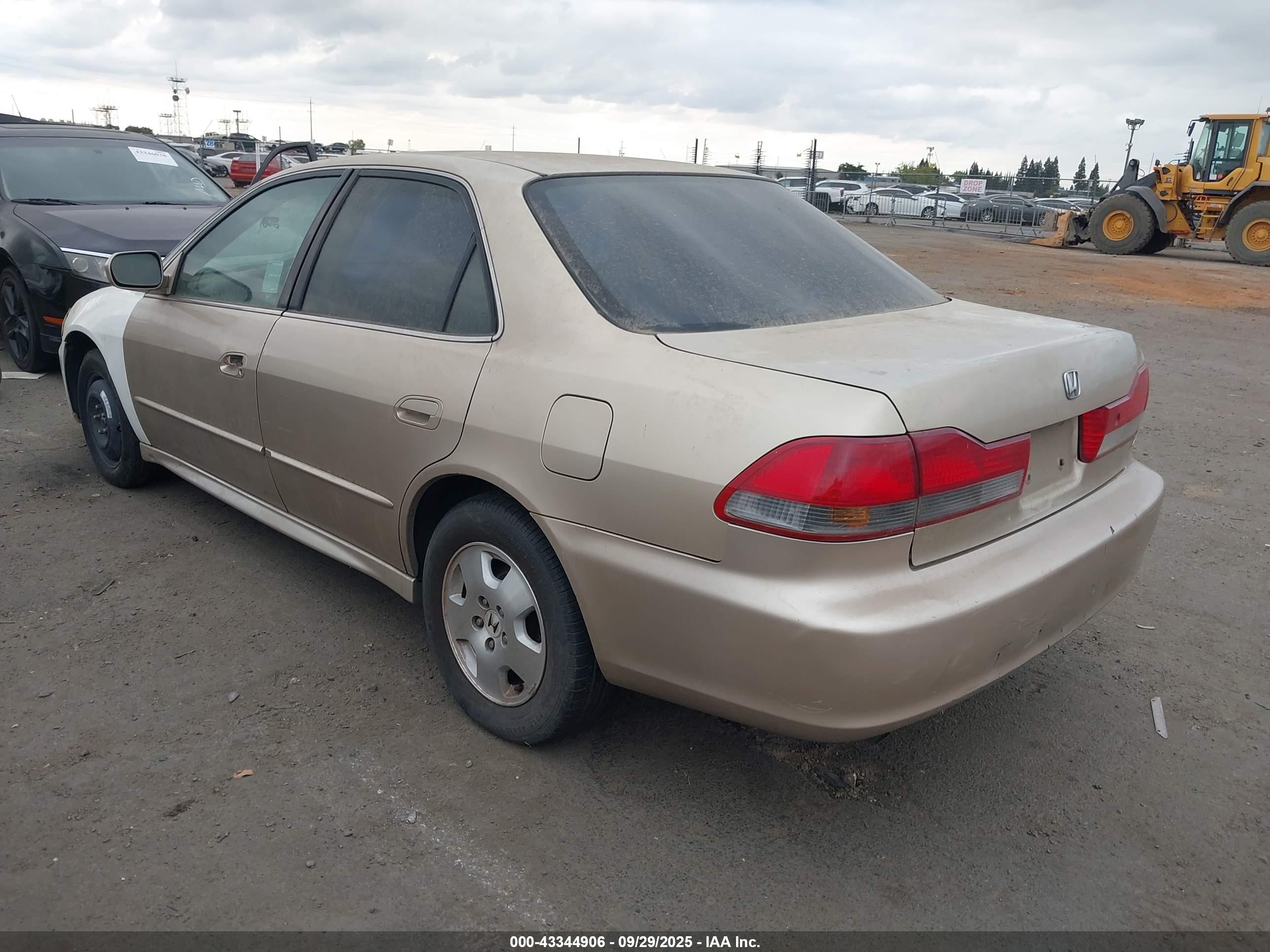 HONDA ACCORD image 3