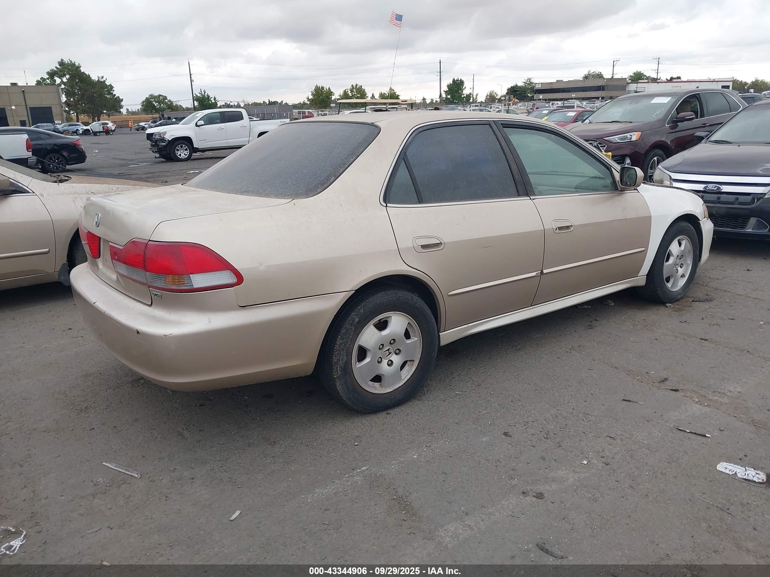 HONDA ACCORD image 4
