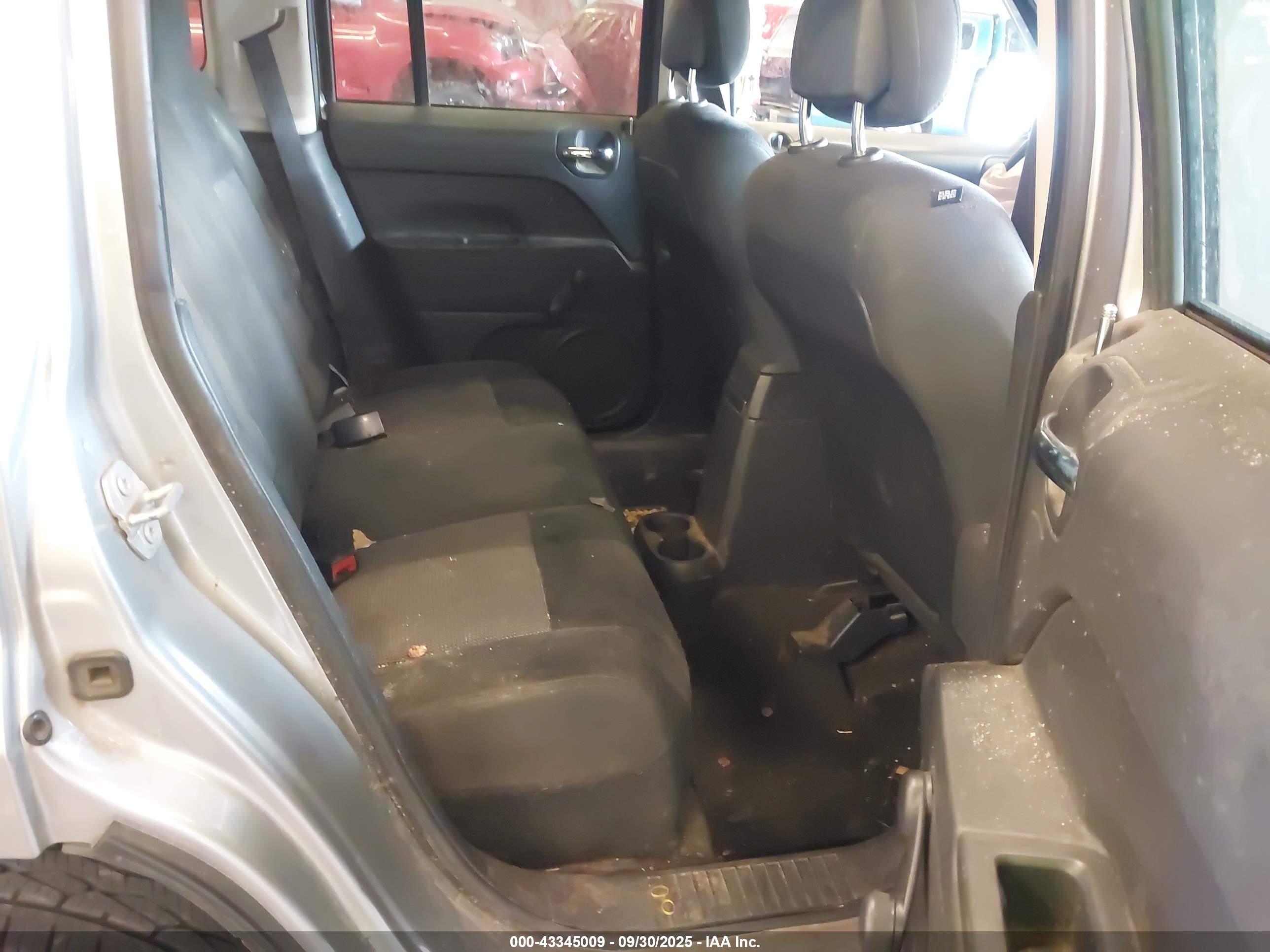 JEEP PATRIOT image 8
