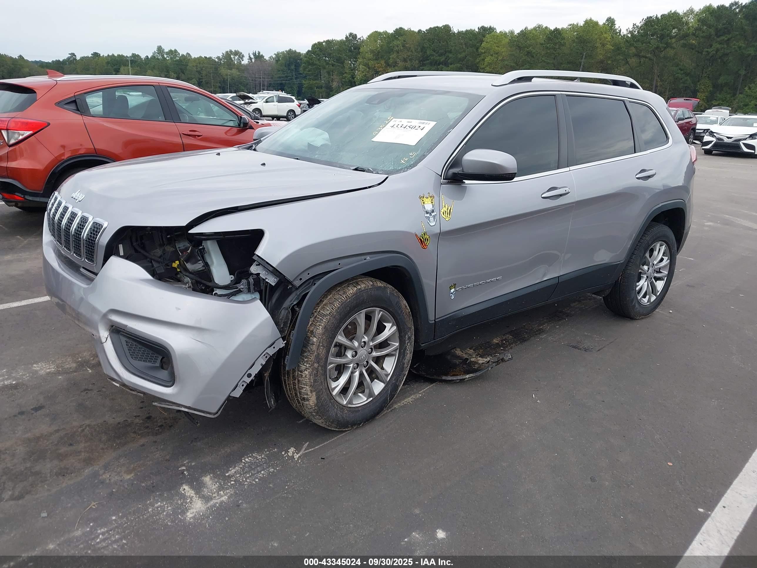 JEEP CHEROKEE image 2