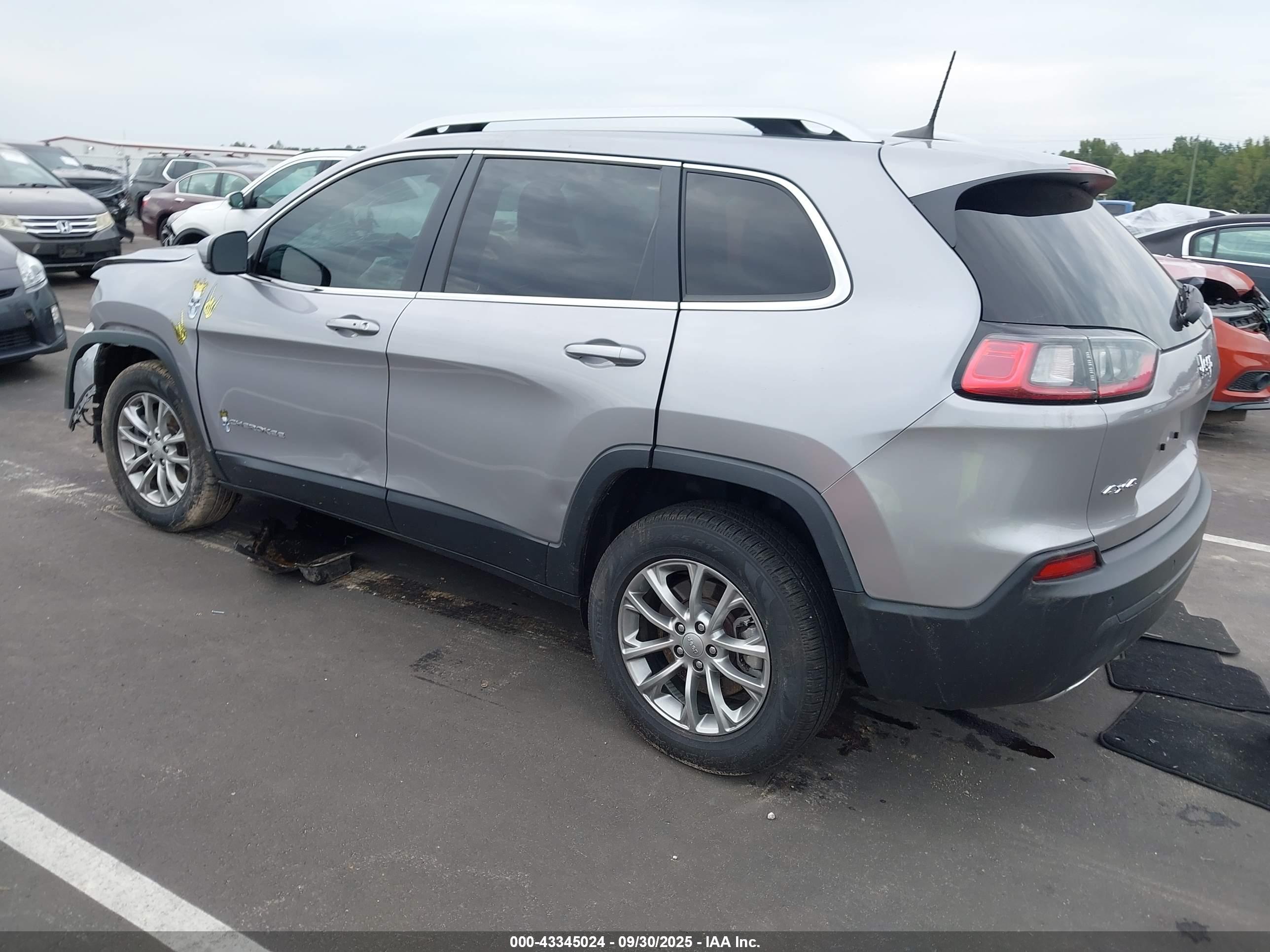 JEEP CHEROKEE image 3