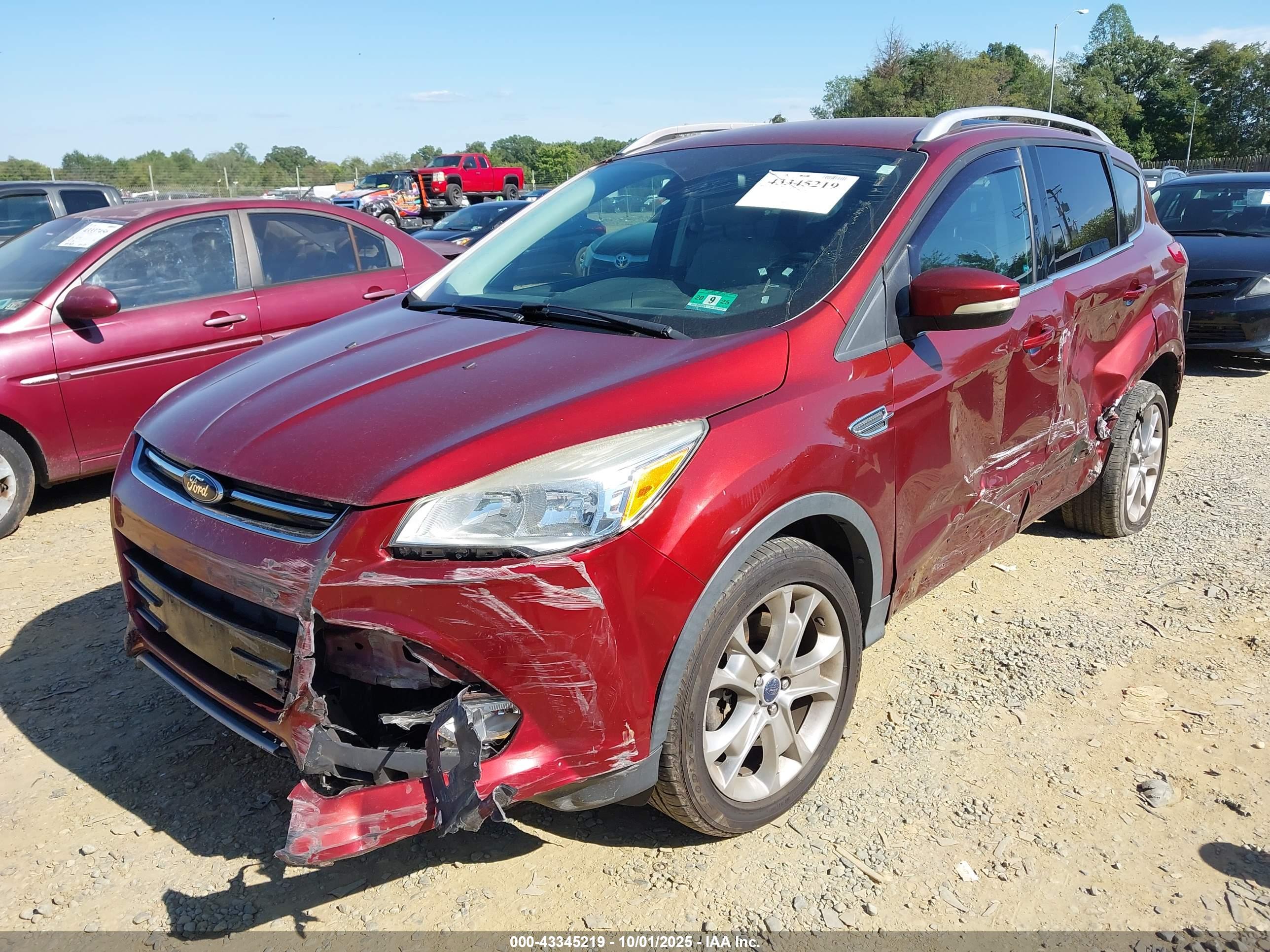 FORD ESCAPE image 2