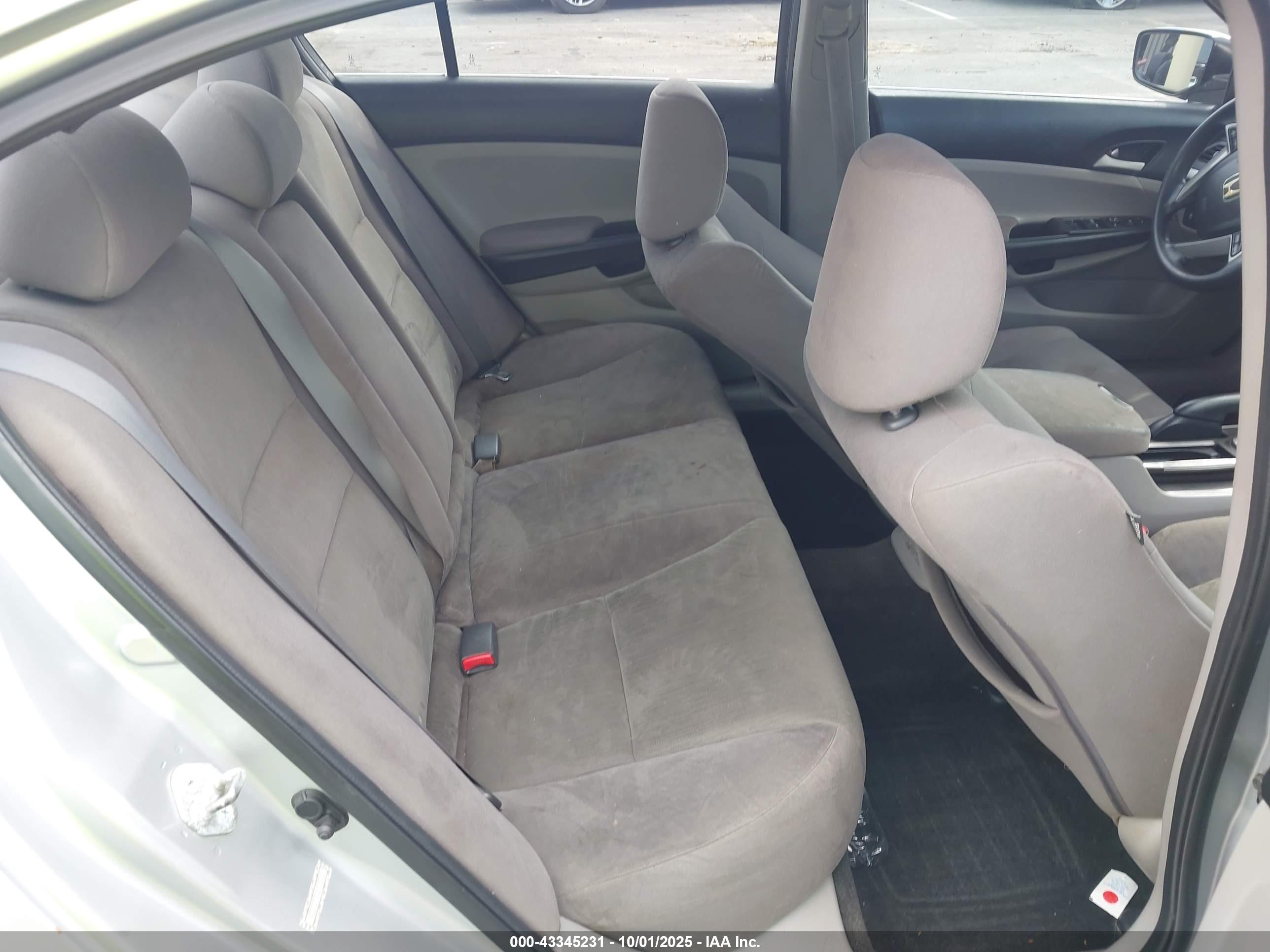 HONDA ACCORD image 8