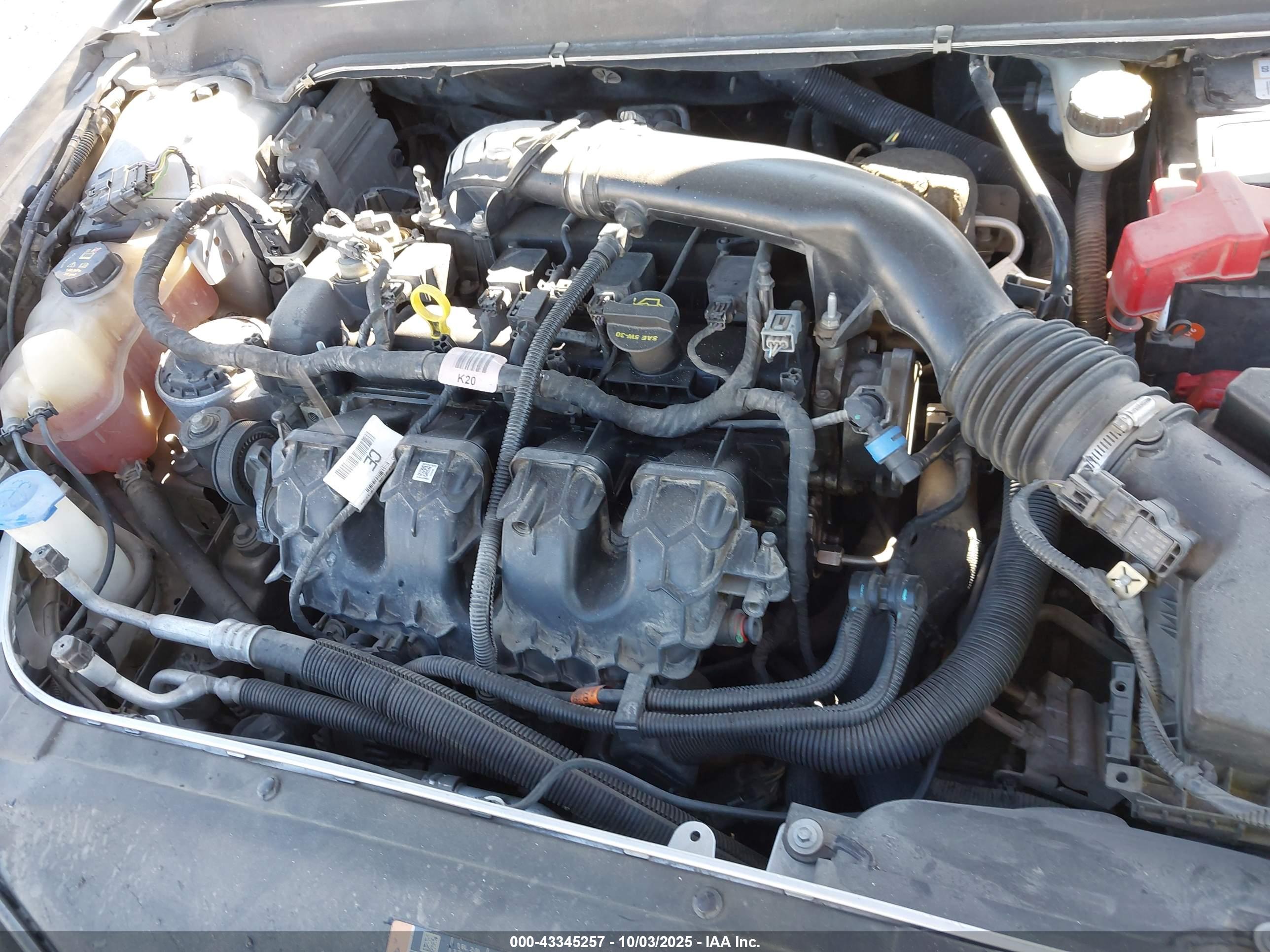 FORD FUSION image 10