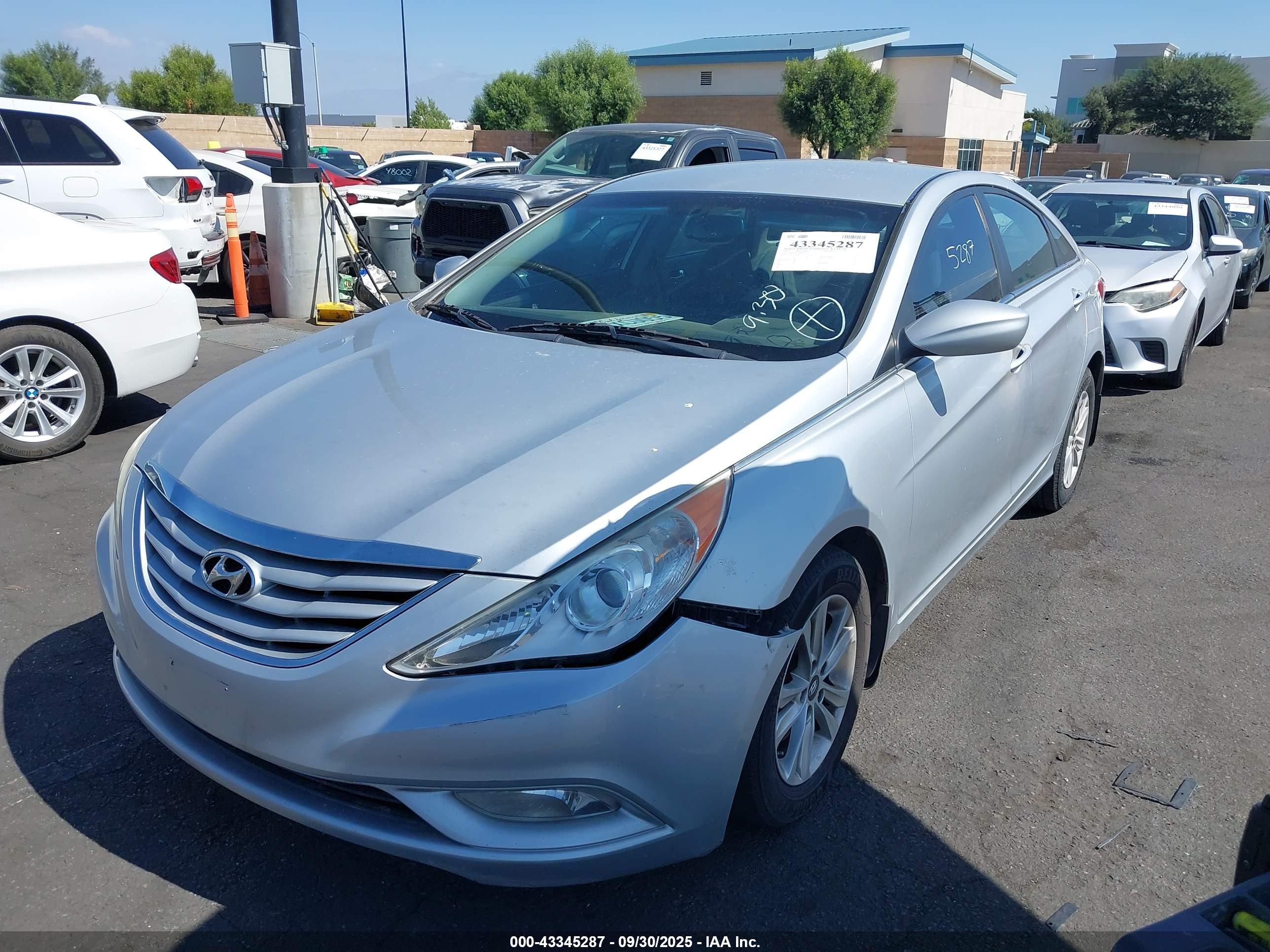 HYUNDAI SONATA image 2