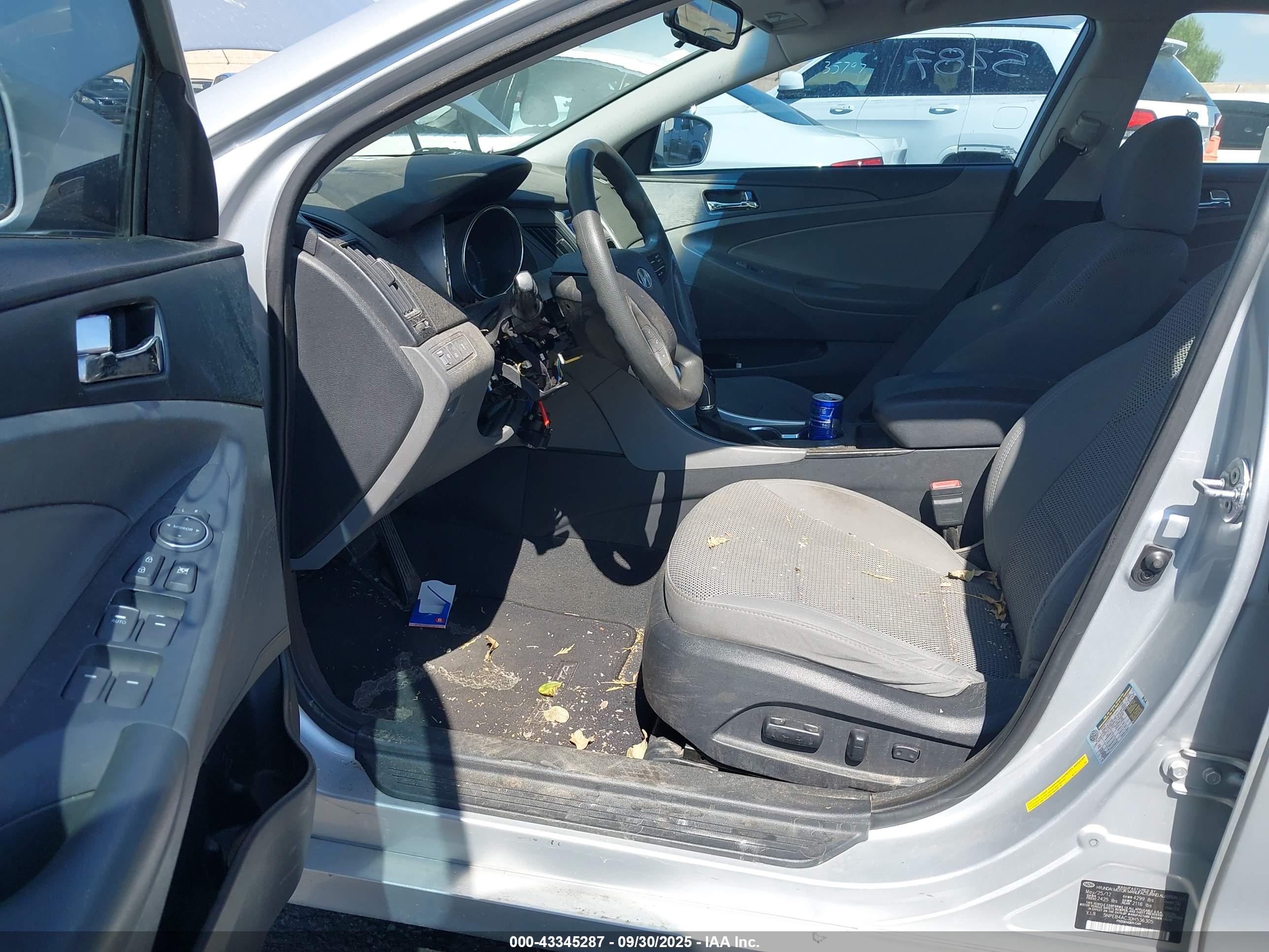 HYUNDAI SONATA image 5