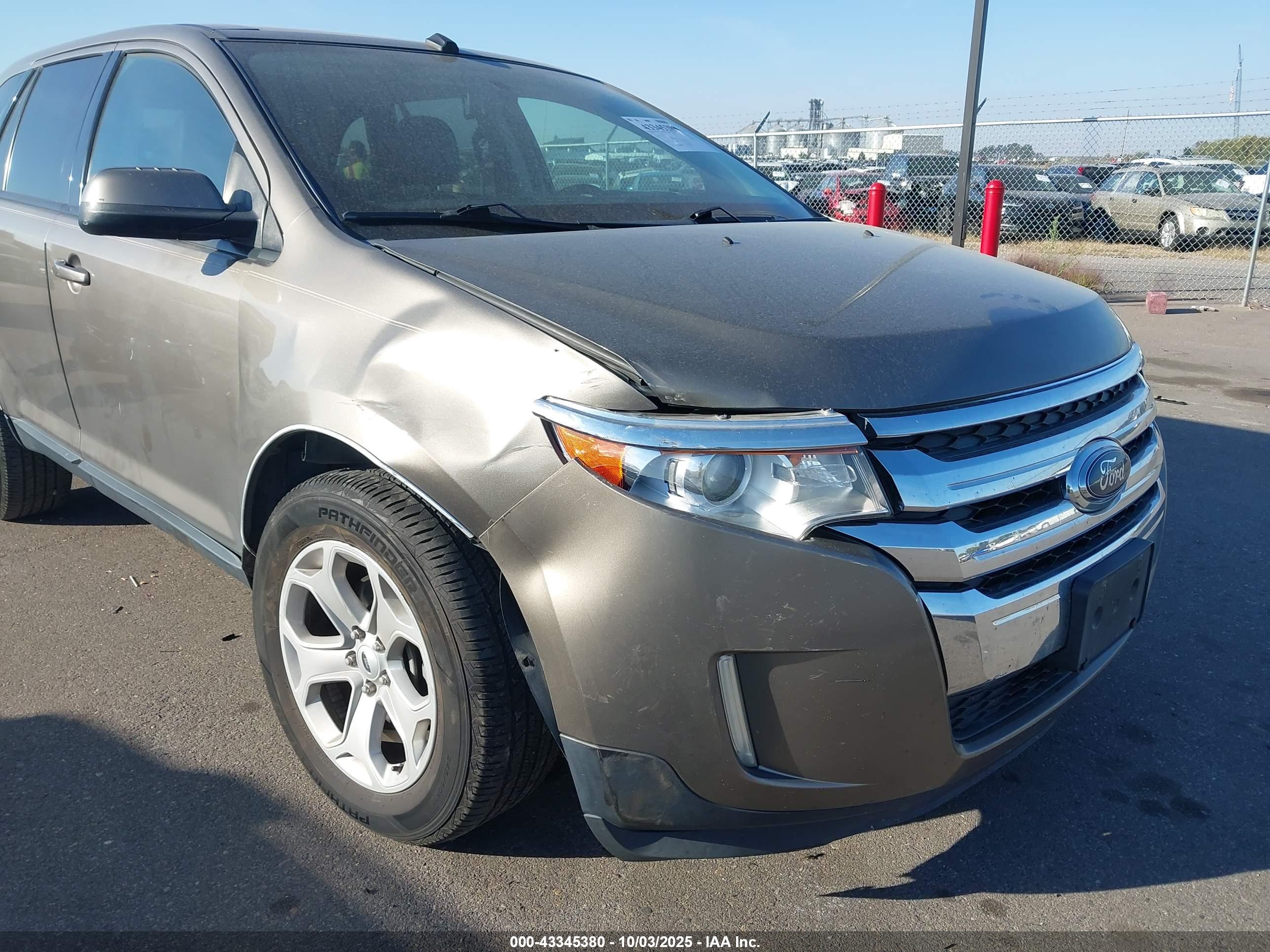 FORD EDGE image 6