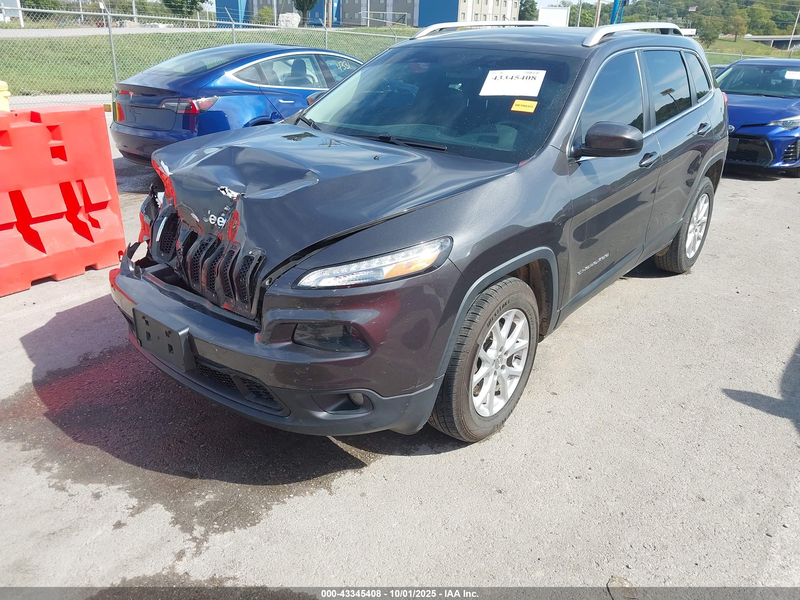 JEEP CHEROKEE image 2
