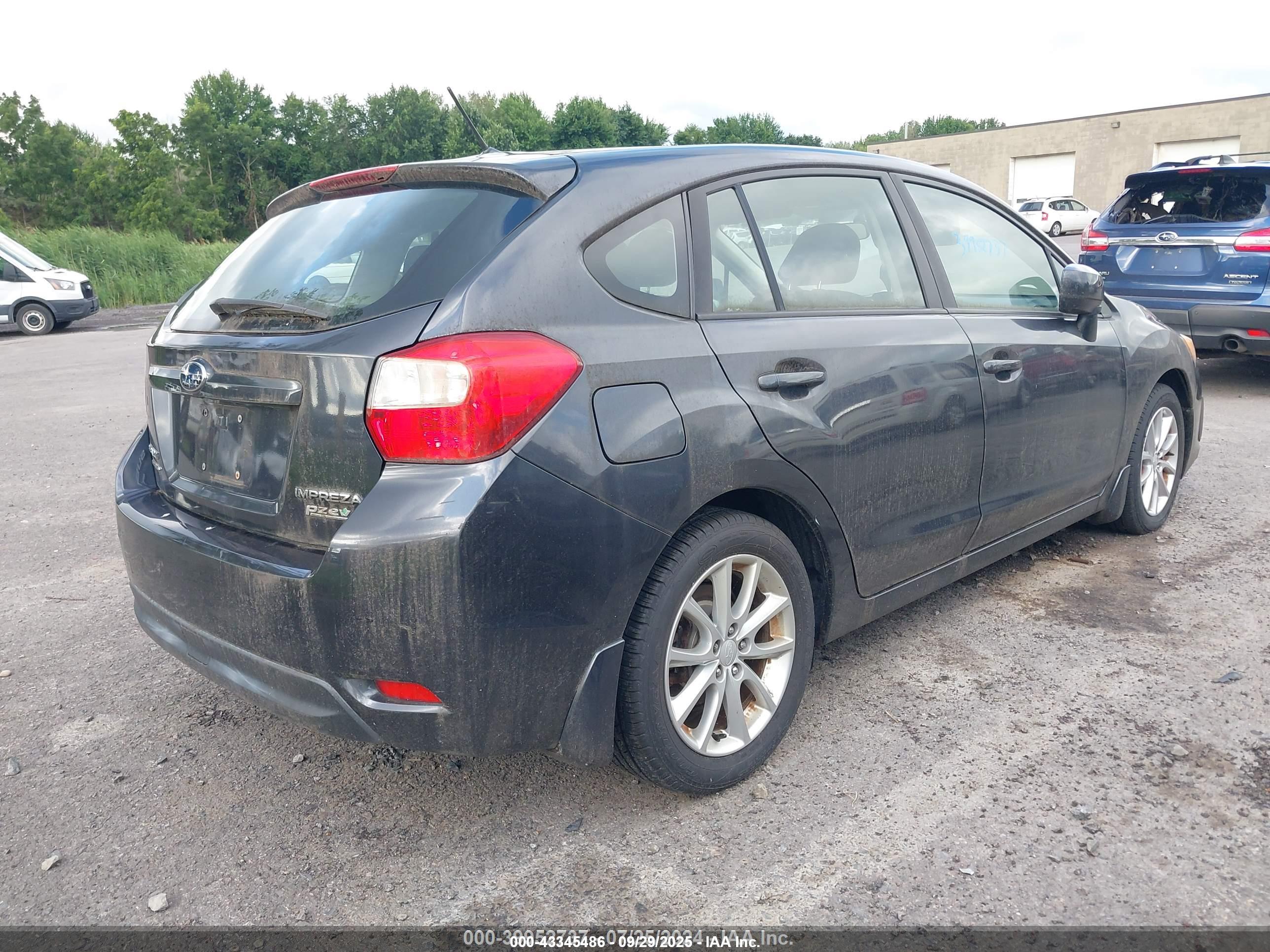 SUBARU IMPREZA image 4