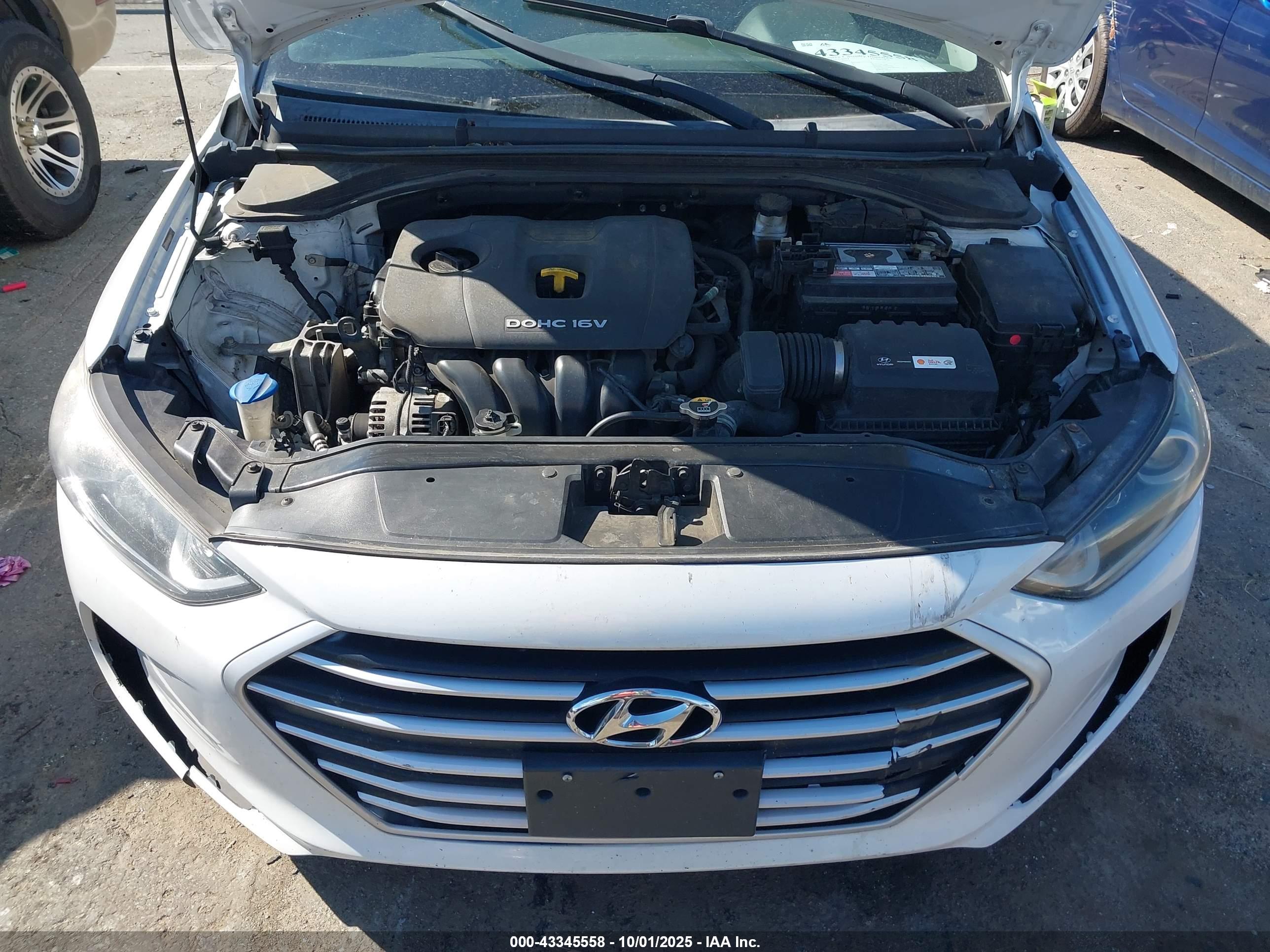HYUNDAI ELANTRA image 10