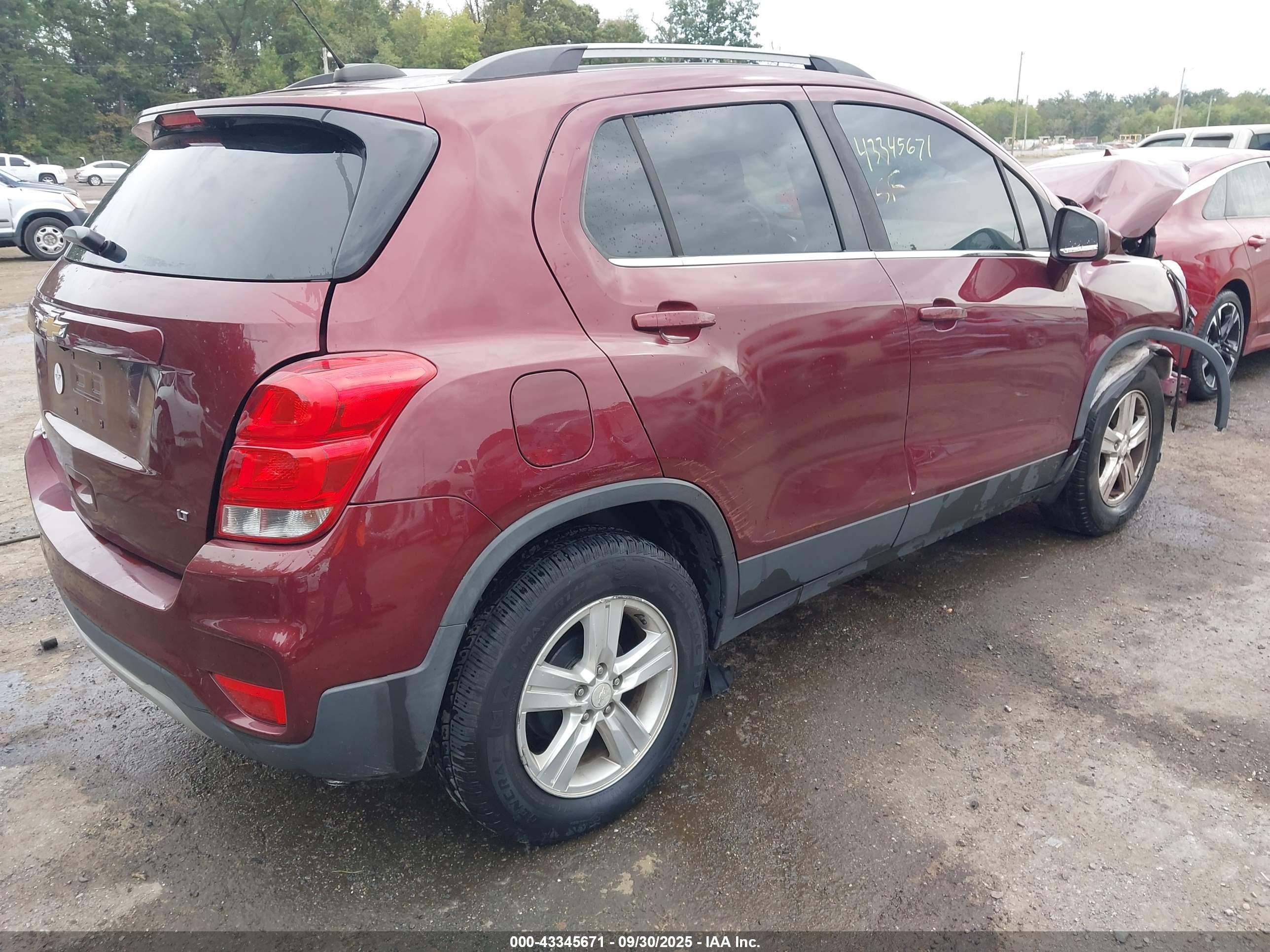 CHEVROLET TRAX image 4