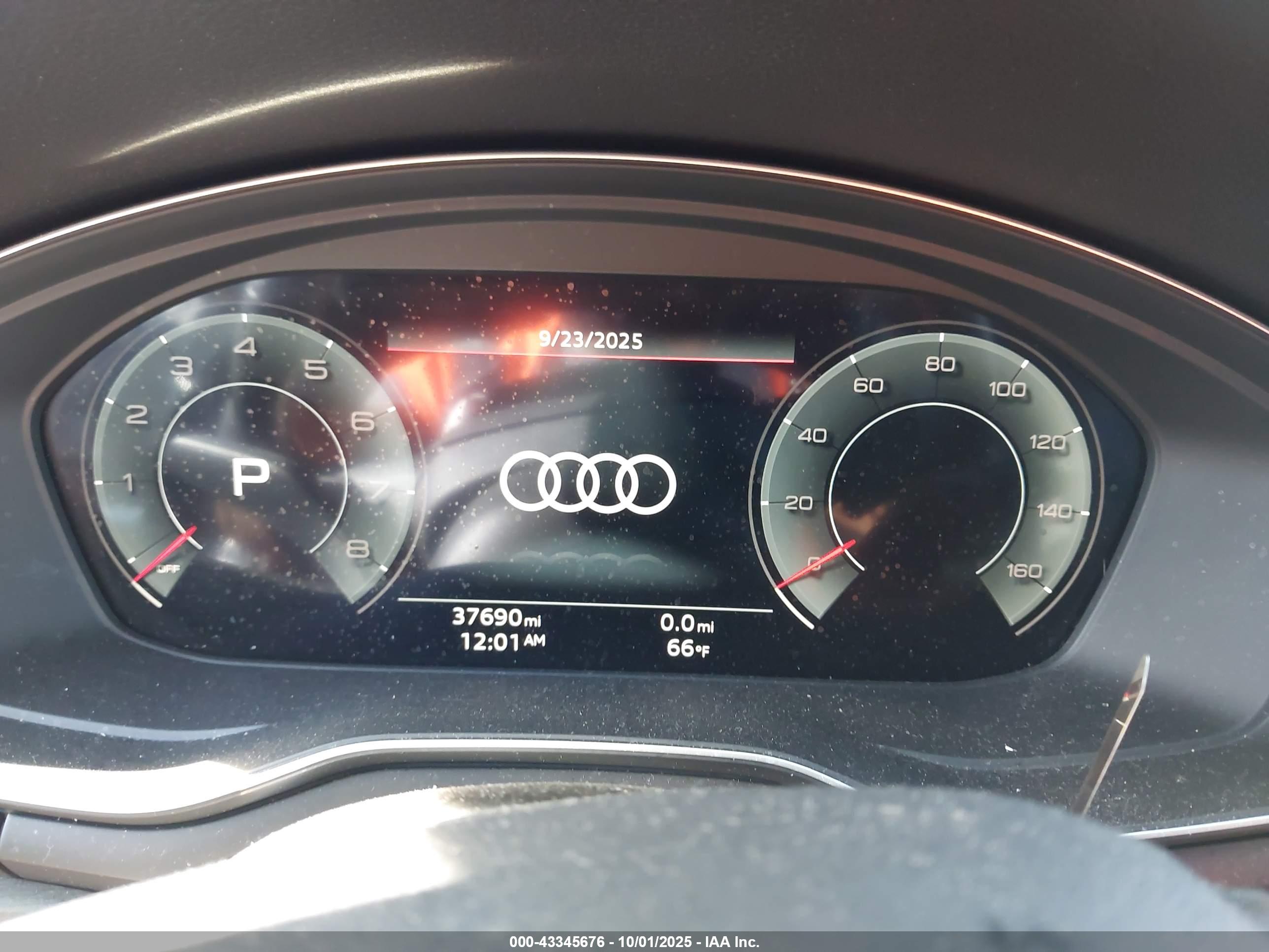 AUDI A4 image 7