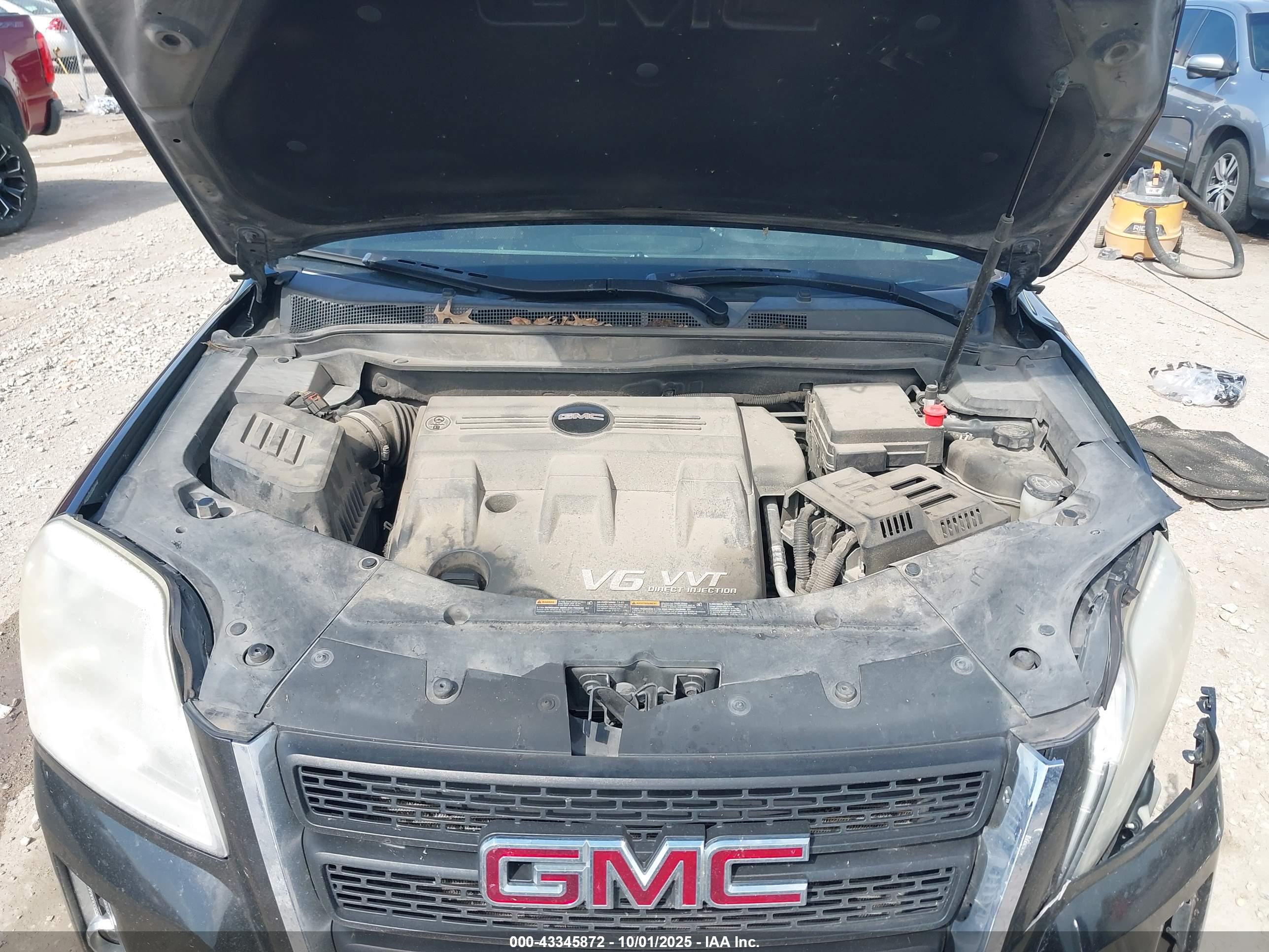GMC TERRAIN image 10