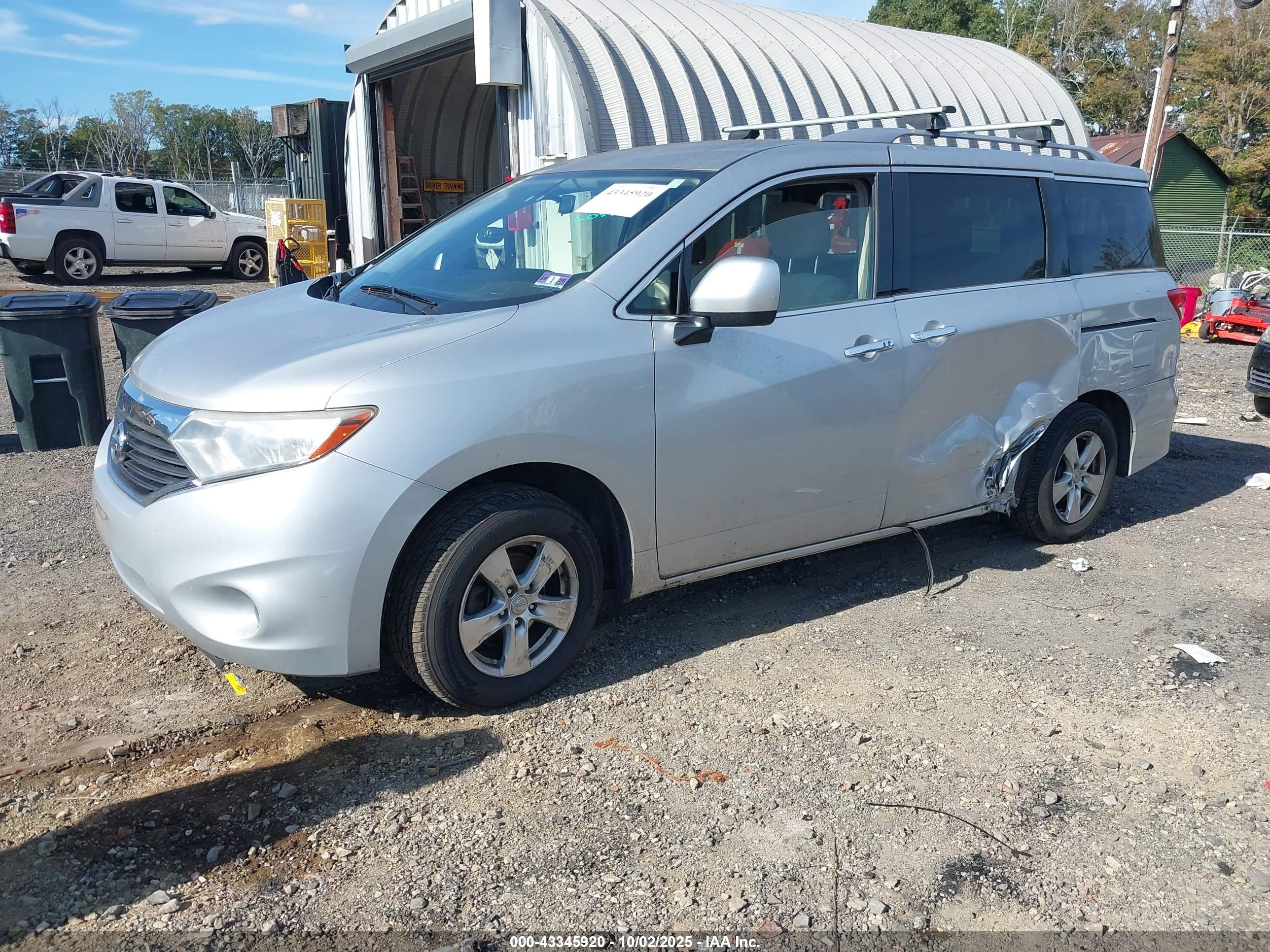 NISSAN QUEST image 2