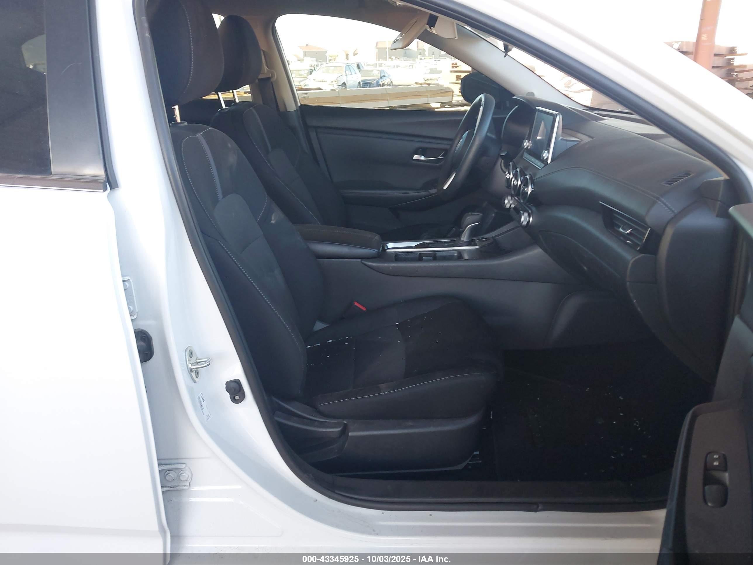 NISSAN SENTRA image 5
