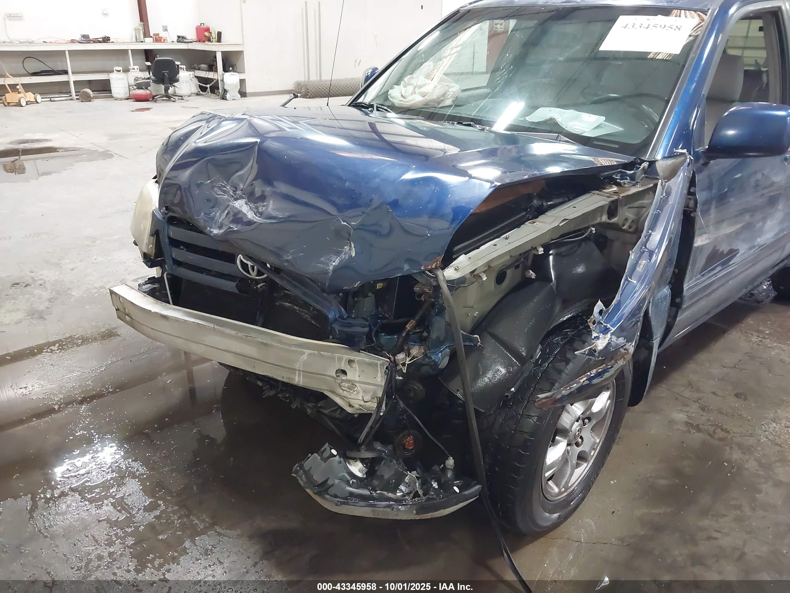 TOYOTA HIGHLANDER image 6