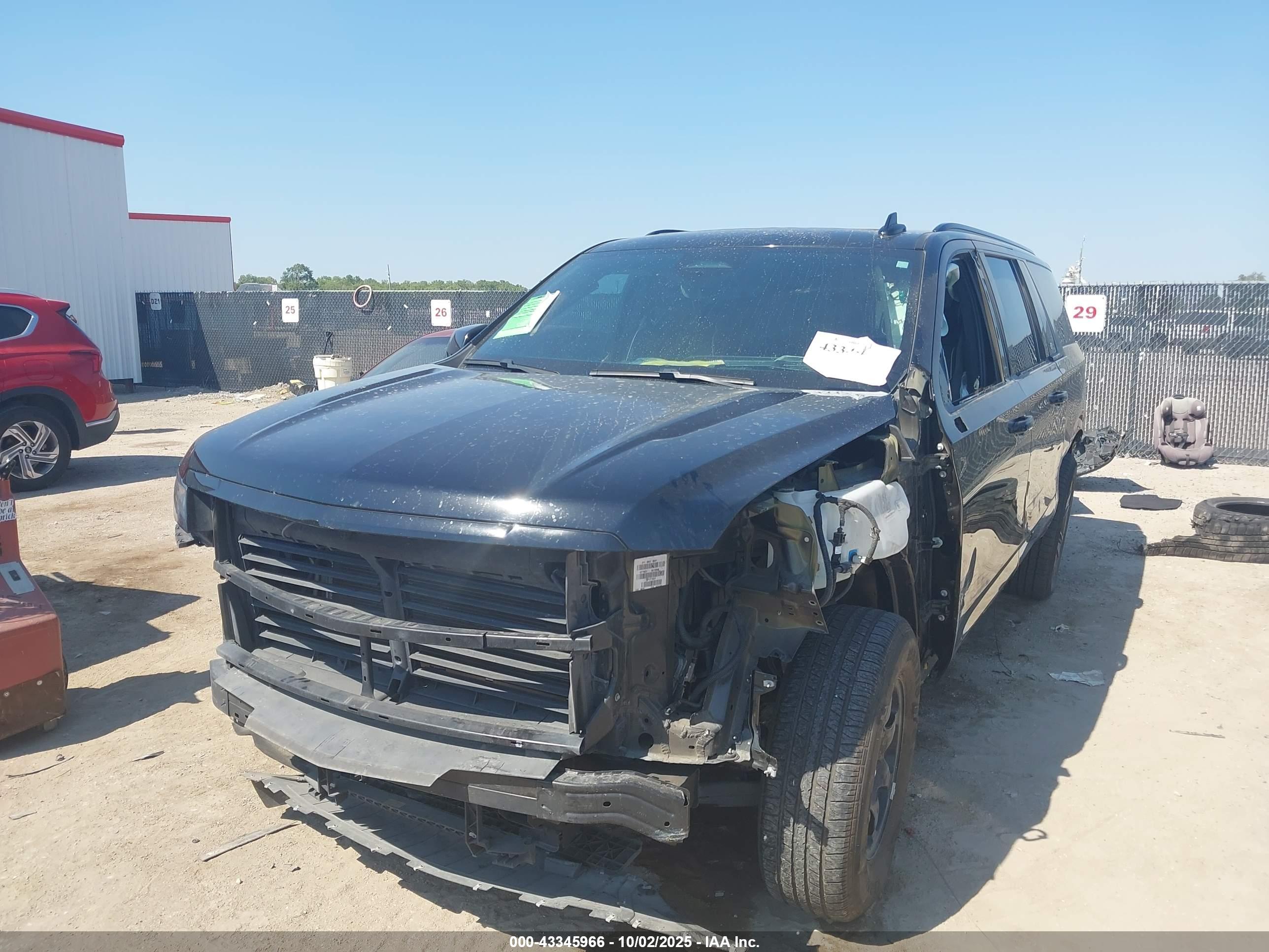 CADILLAC ESCALADE image 2