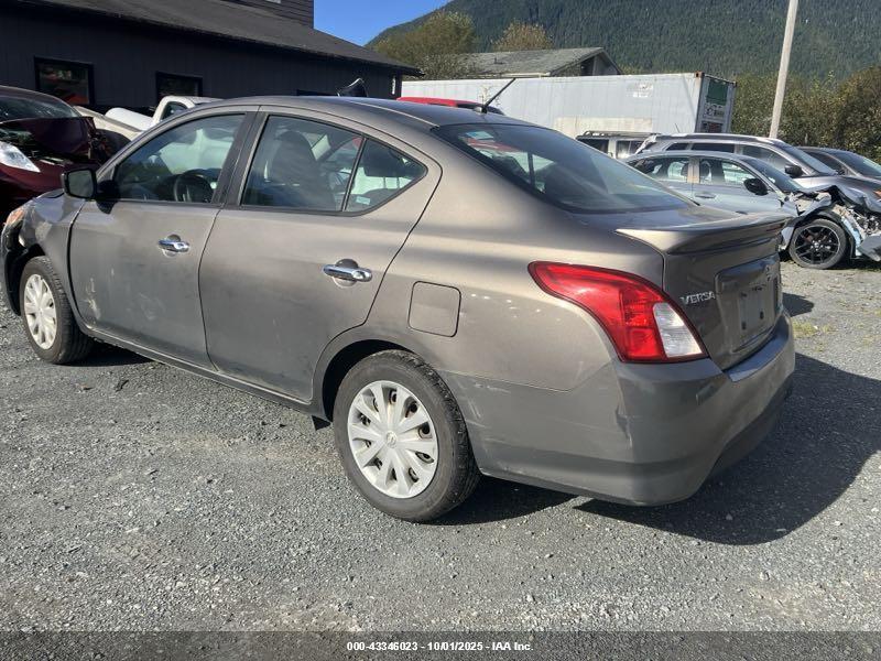 NISSAN VERSA image 3