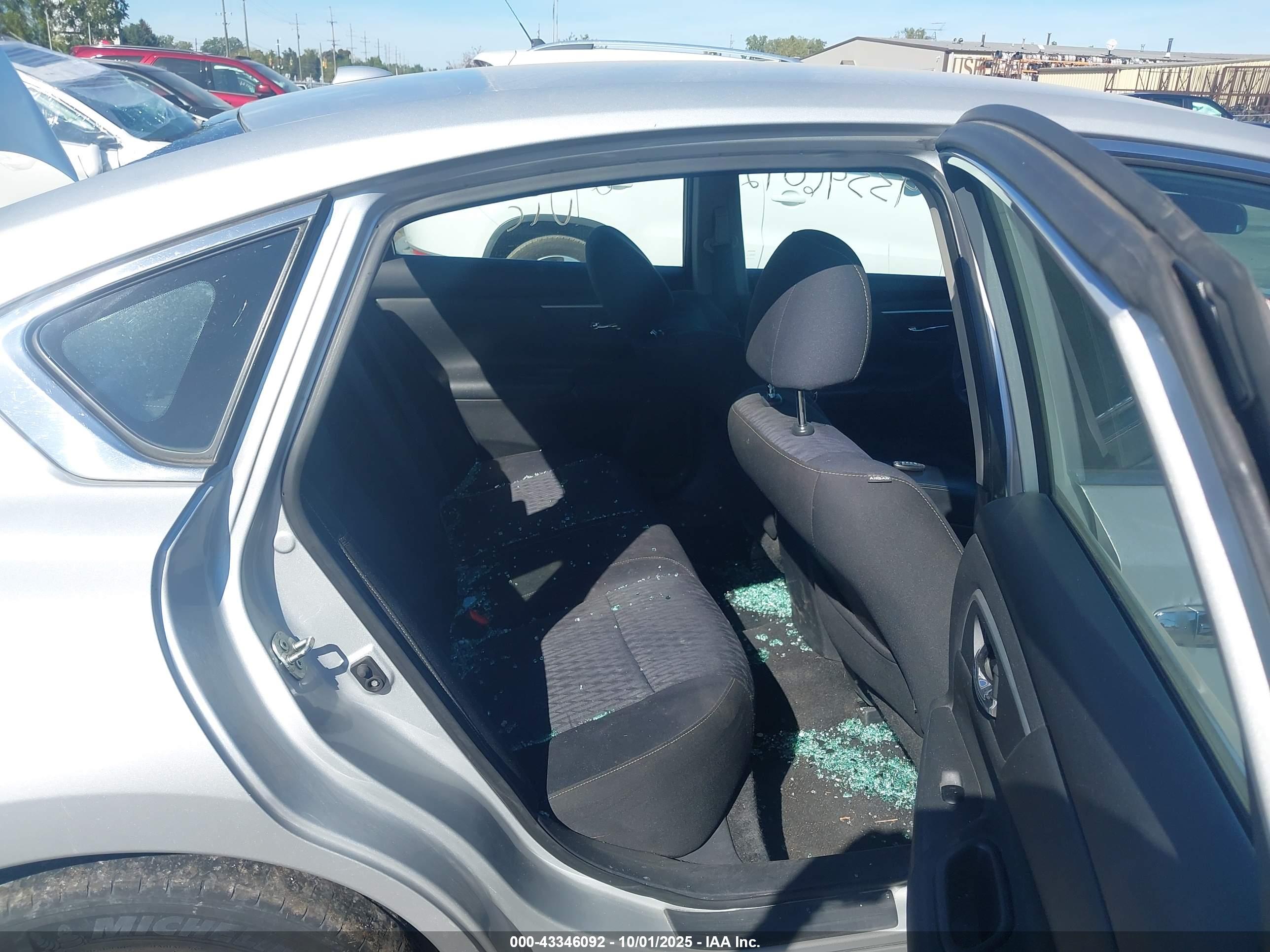 NISSAN ALTIMA image 8