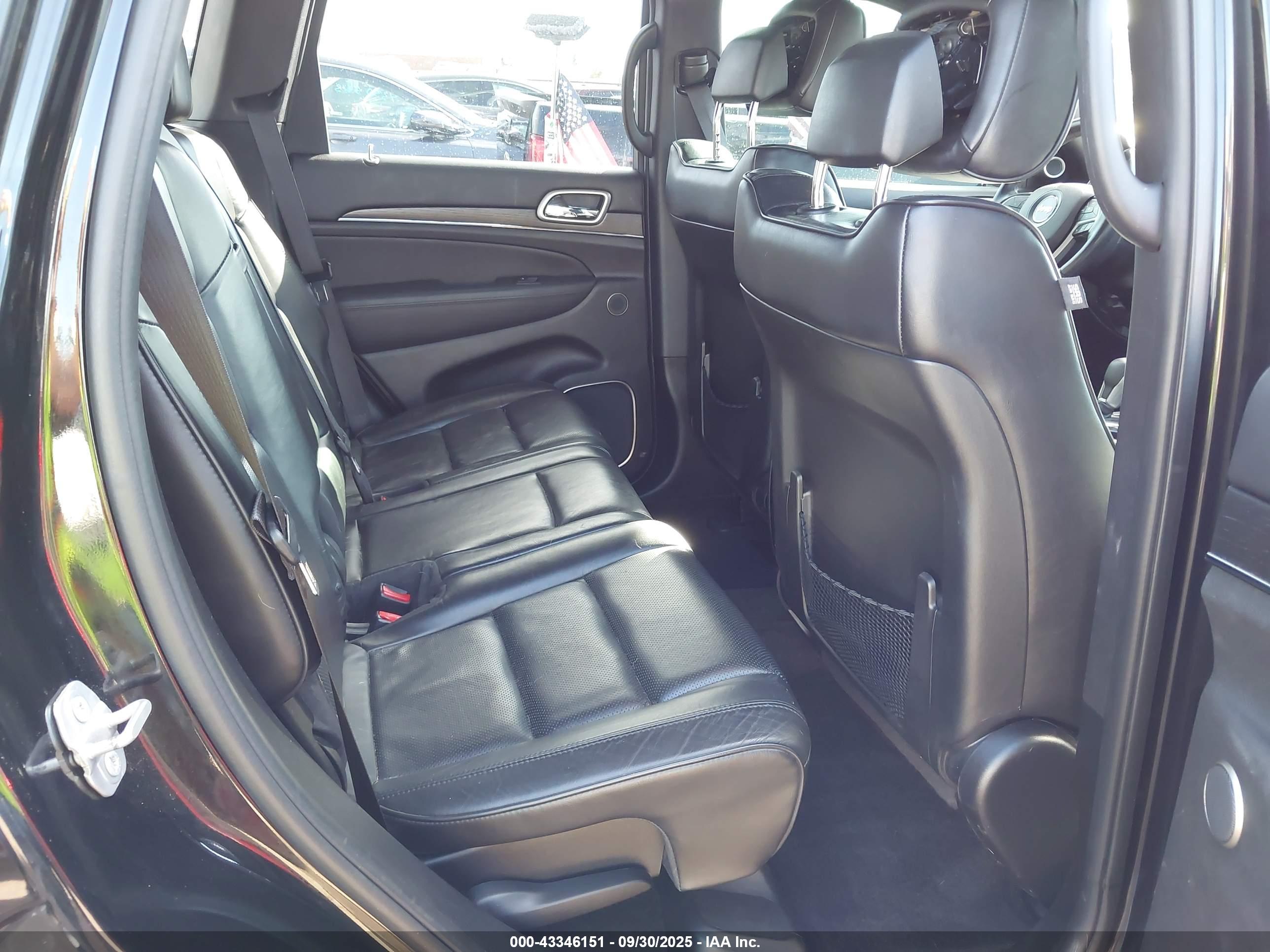 JEEP GRAND image 8