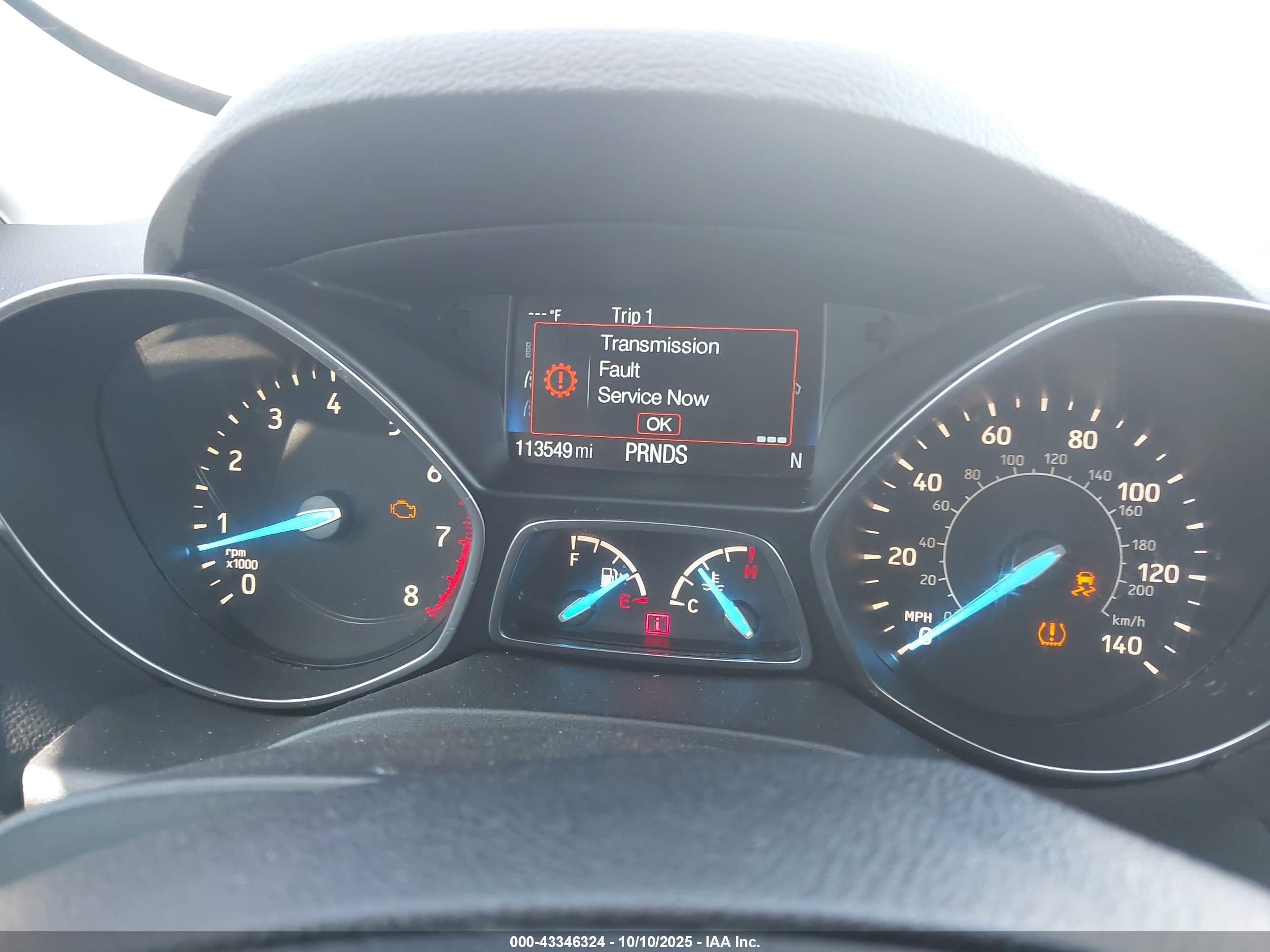 FORD ESCAPE image 7
