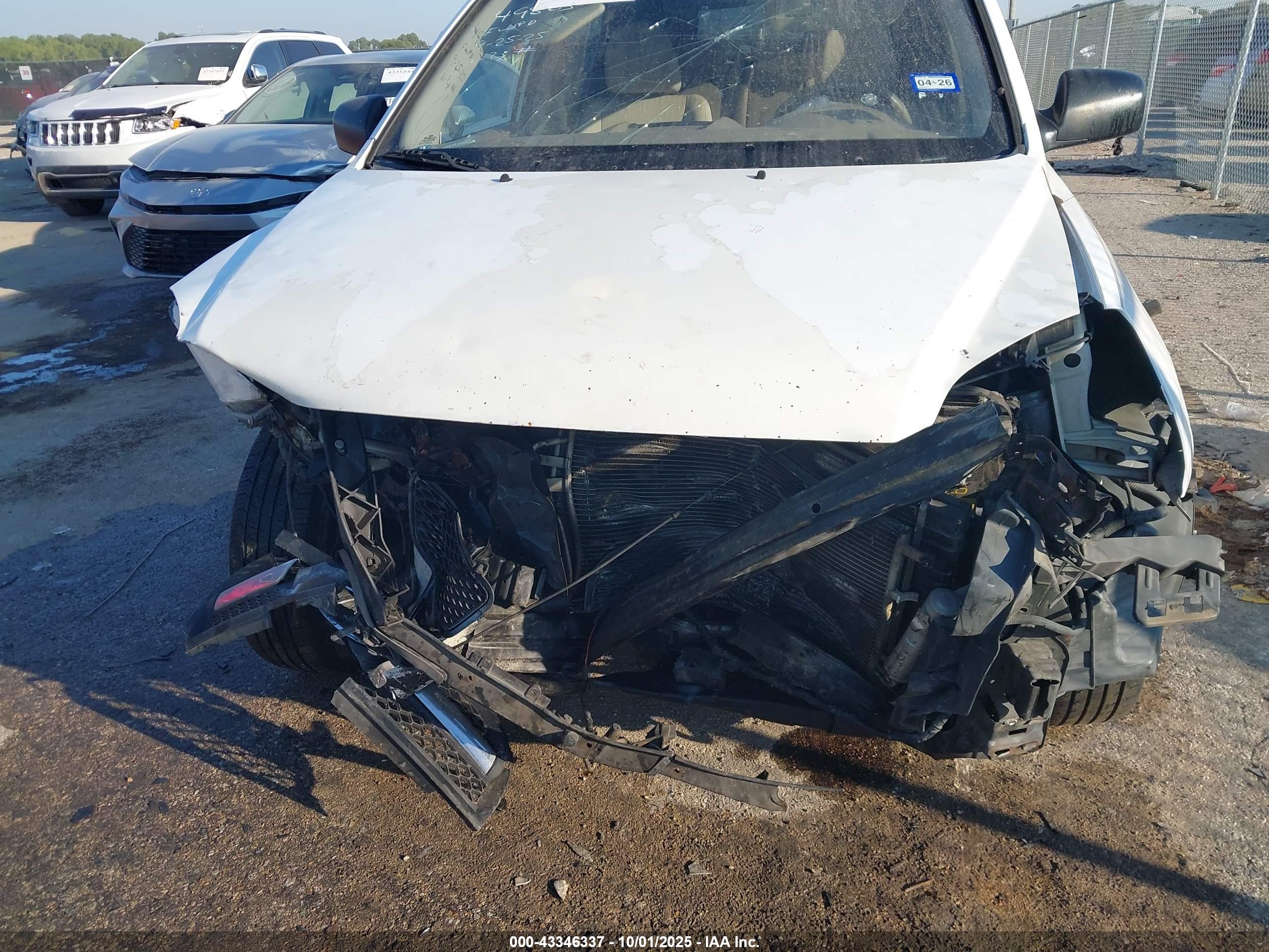 KIA SPORTAGE image 6