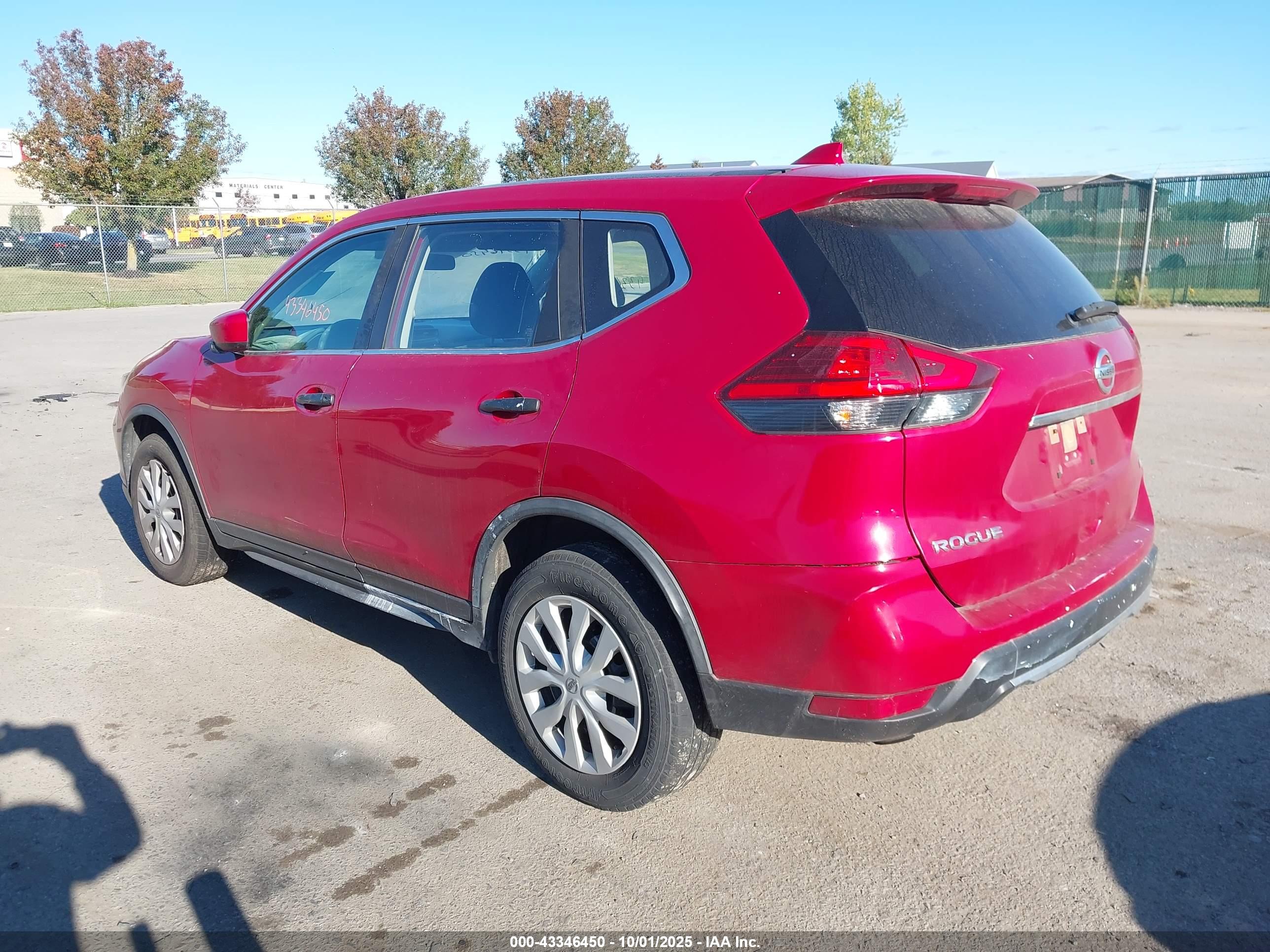 NISSAN ROGUE image 3