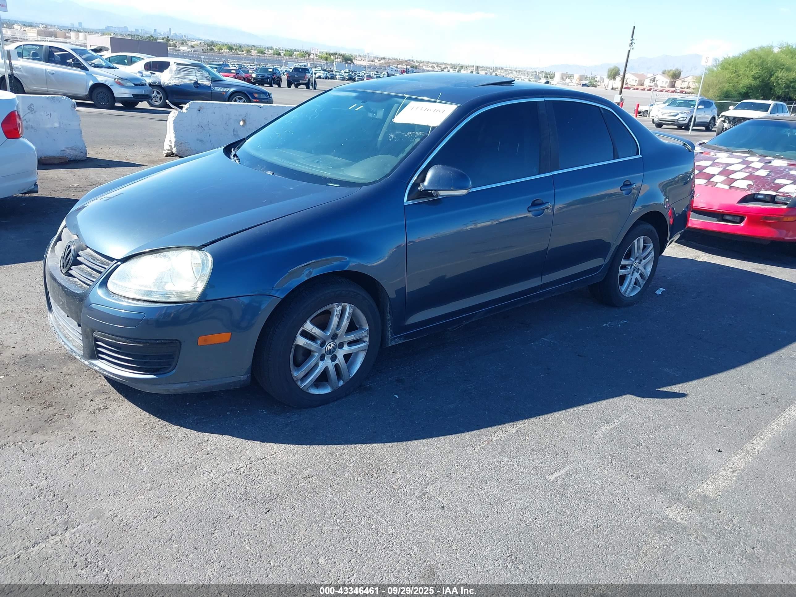 VOLKSWAGEN JETTA image 2
