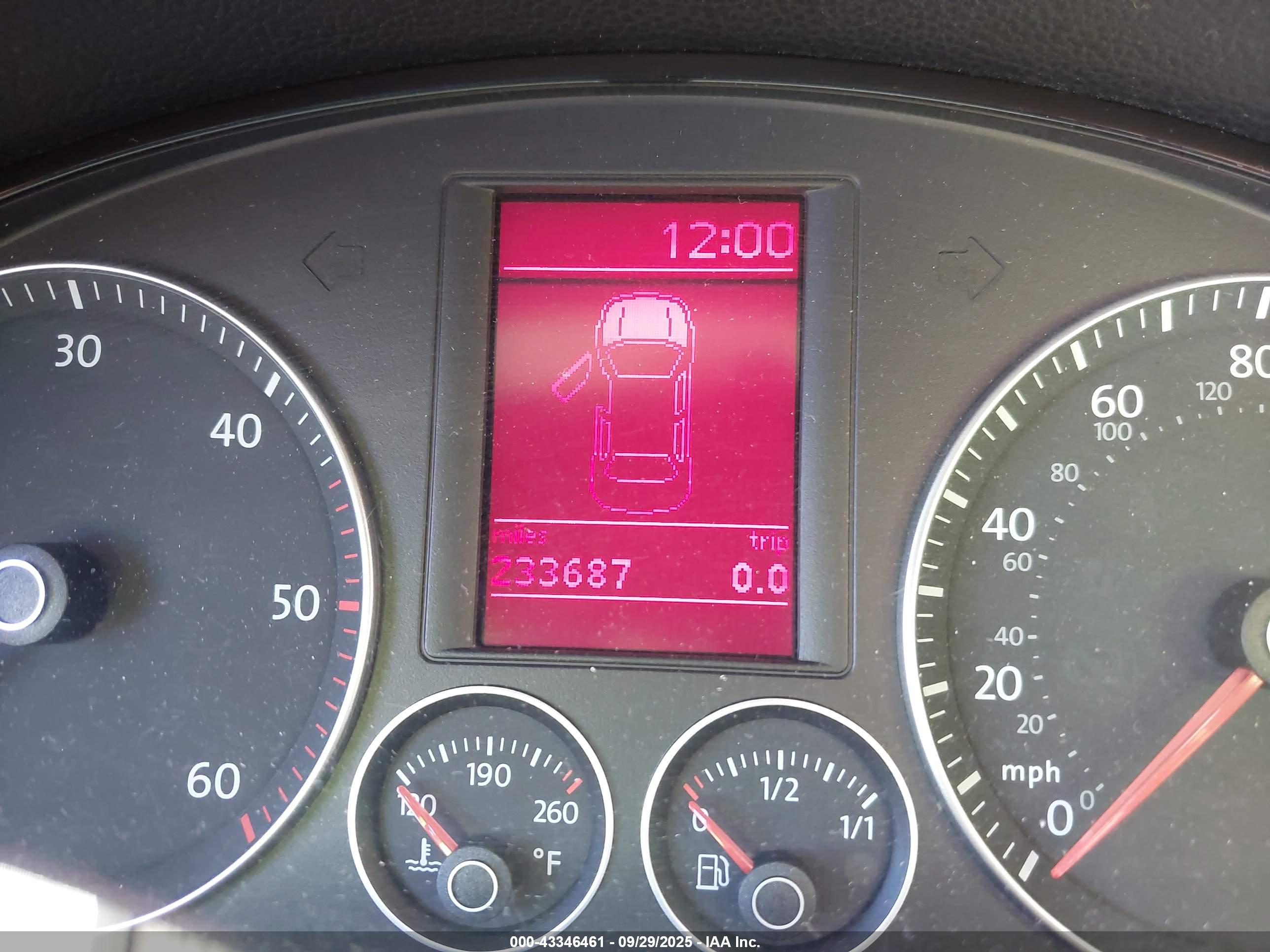 VOLKSWAGEN JETTA image 7