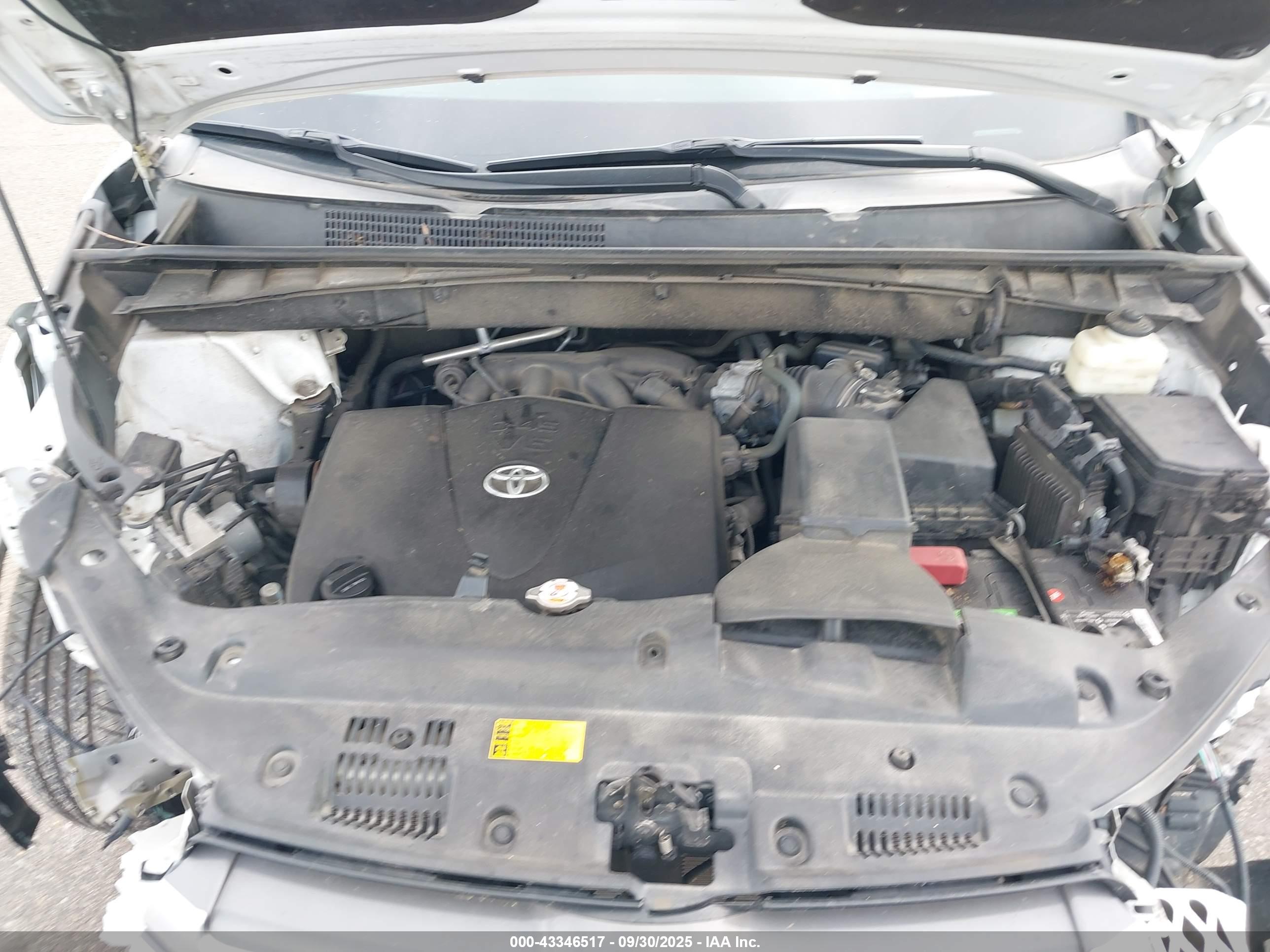 TOYOTA HIGHLANDER image 10