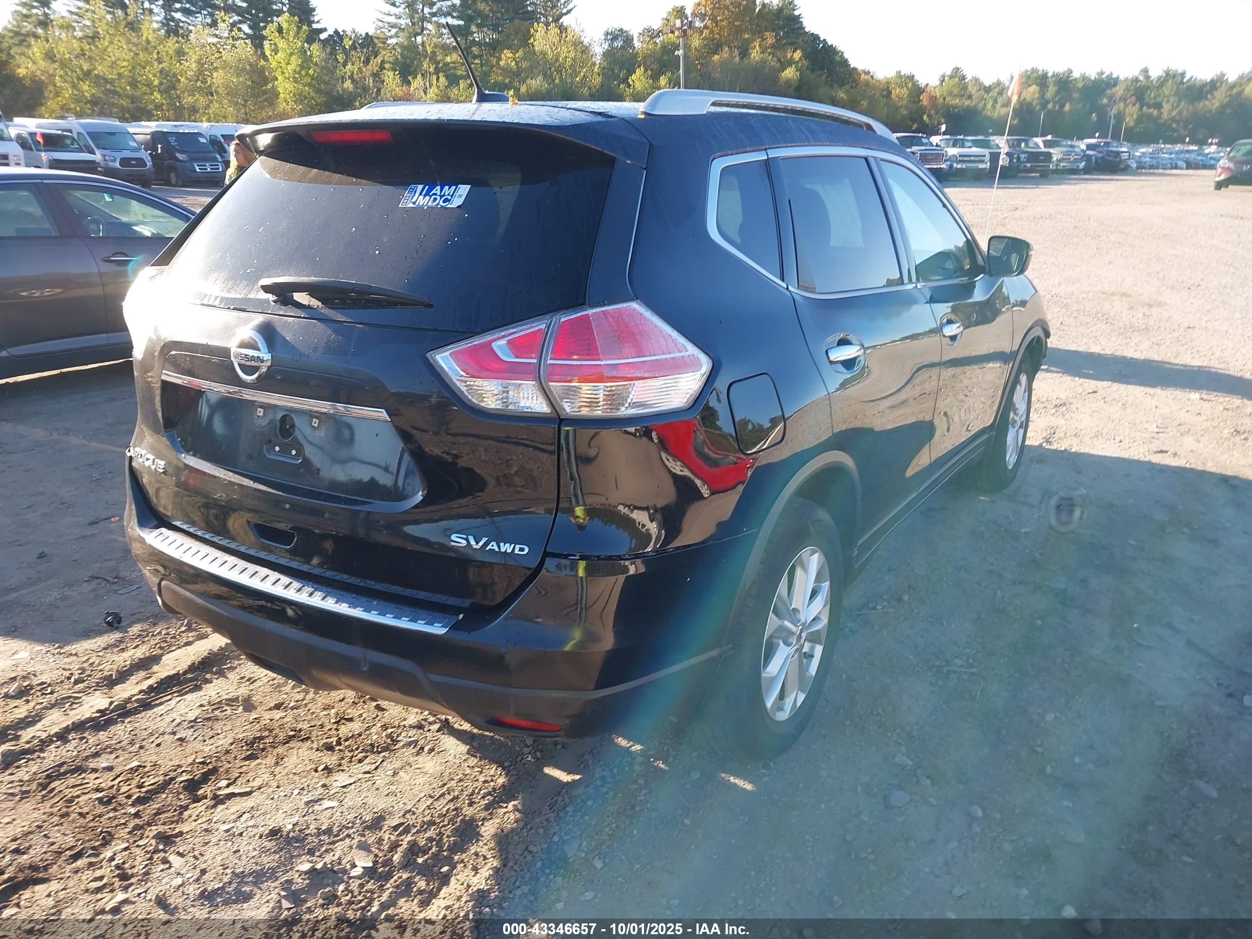 NISSAN ROGUE image 4
