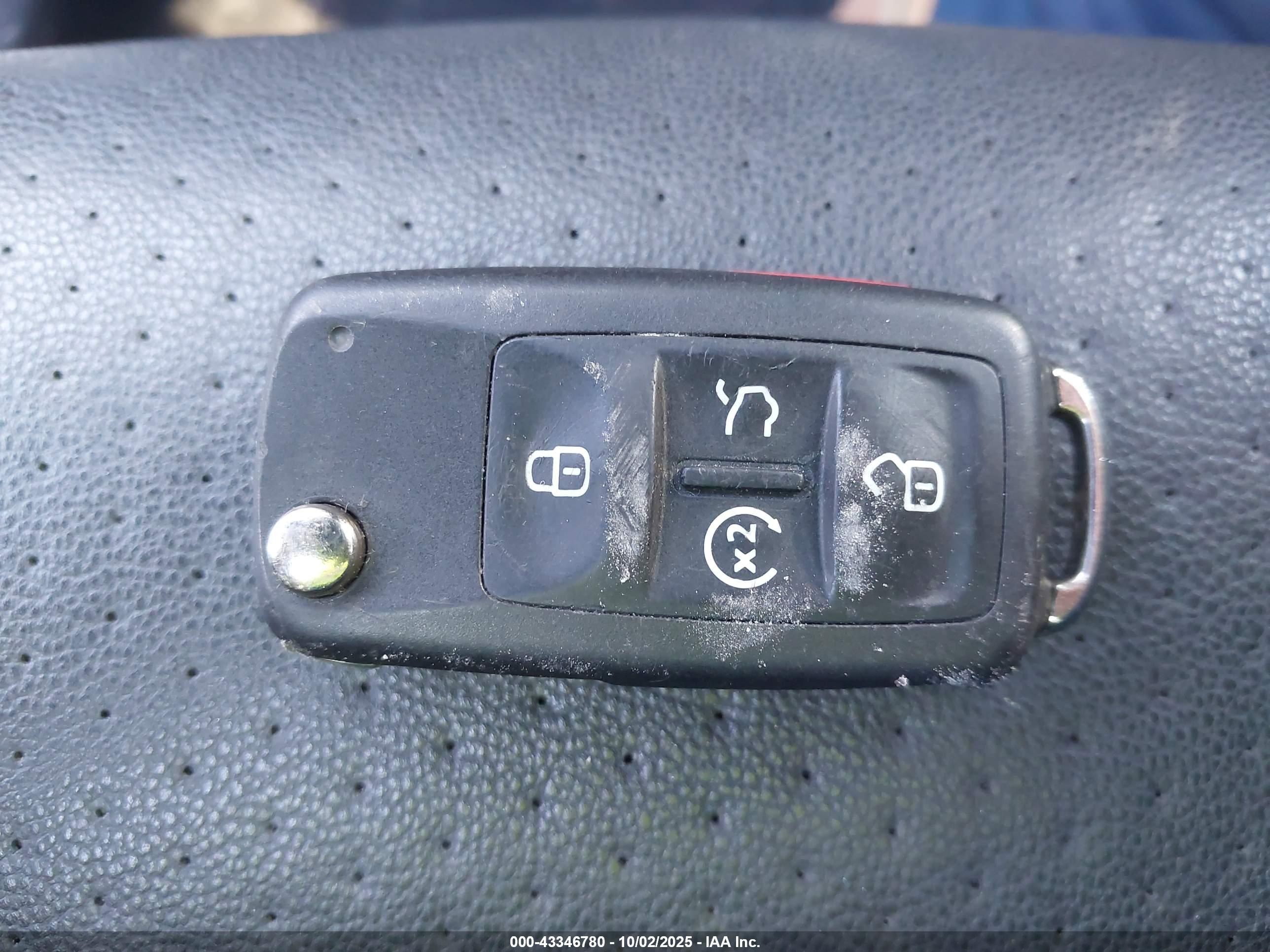 VOLKSWAGEN PASSAT image 11
