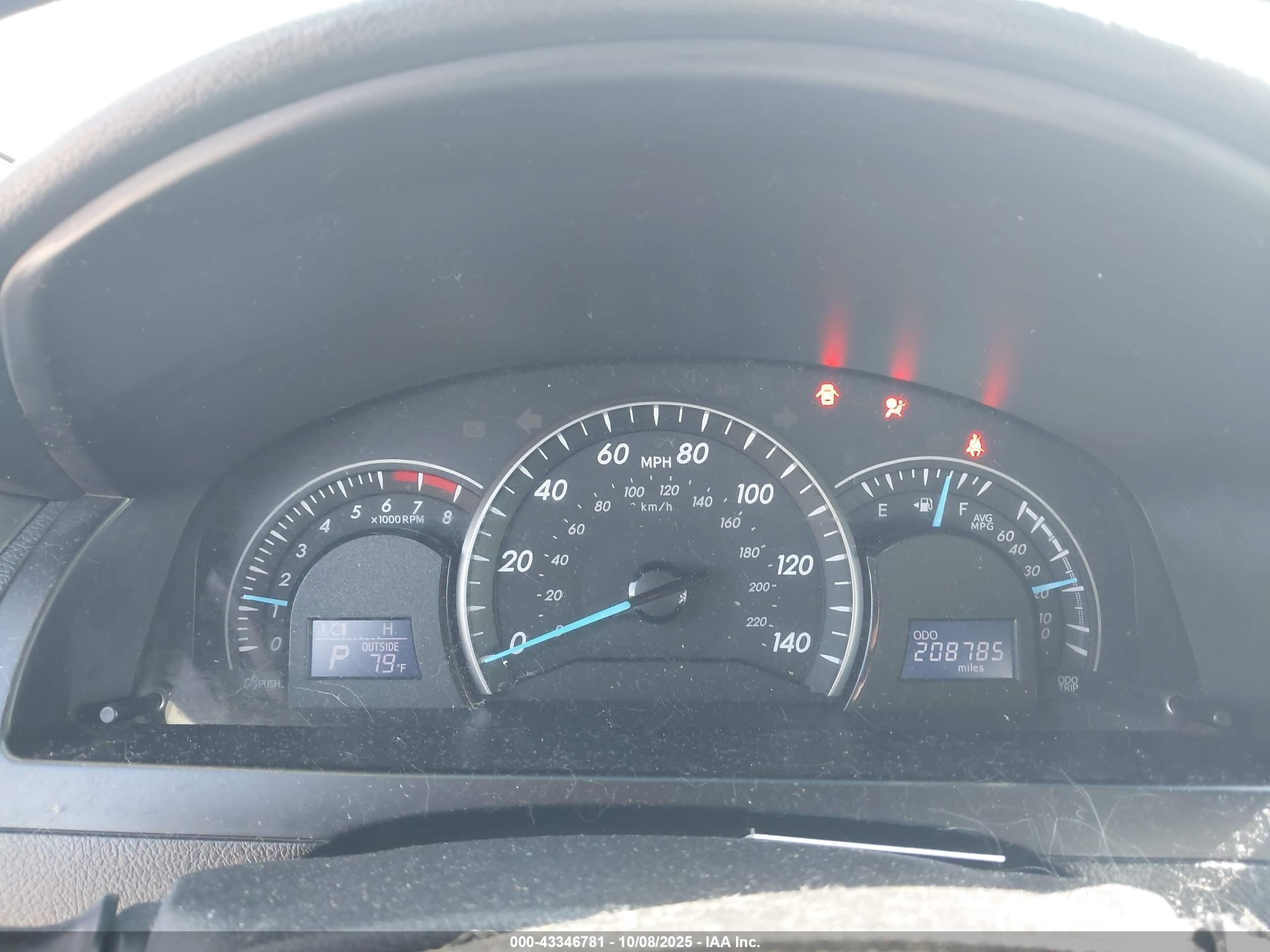 TOYOTA CAMRY image 7