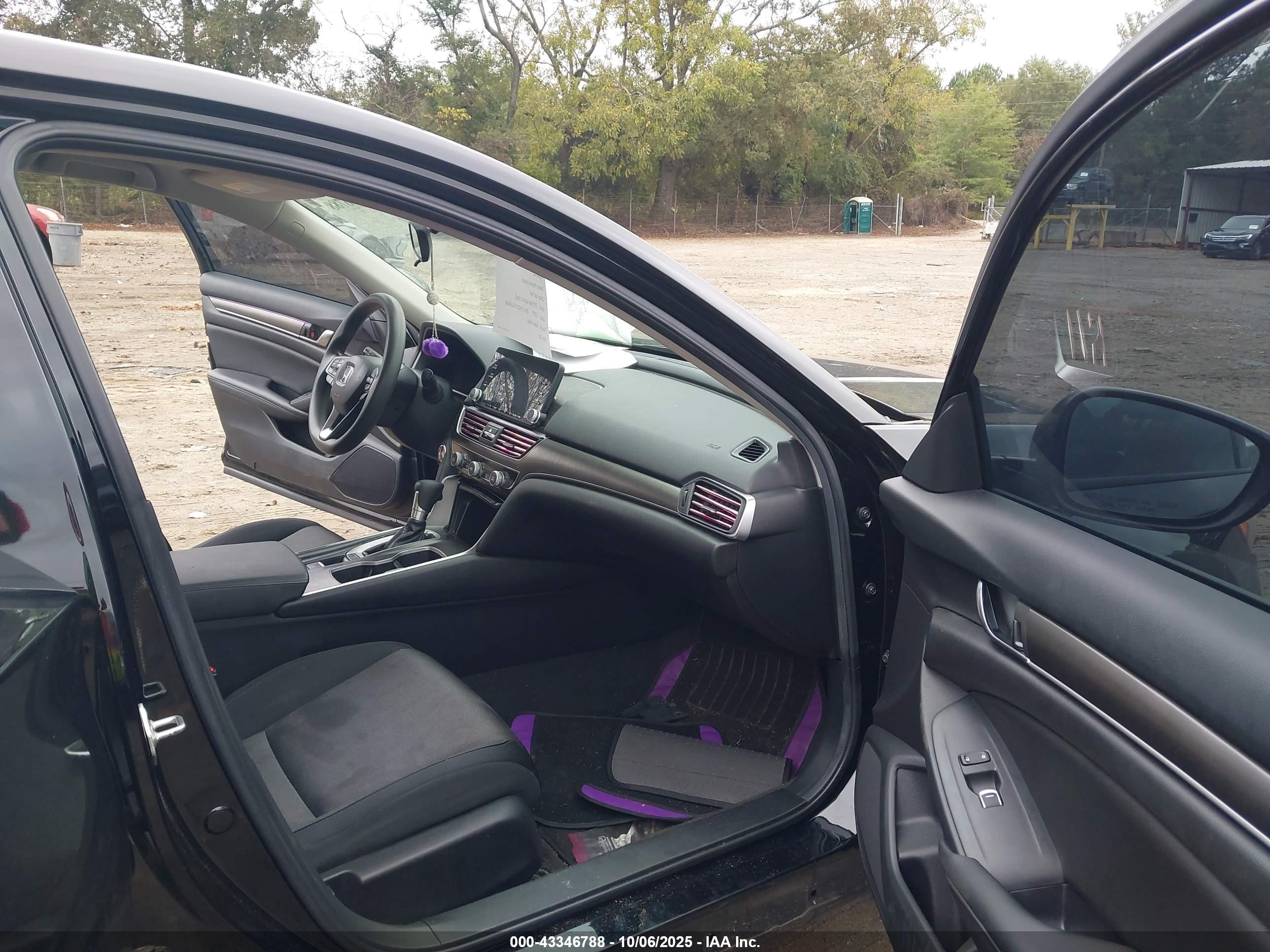 HONDA ACCORD image 5