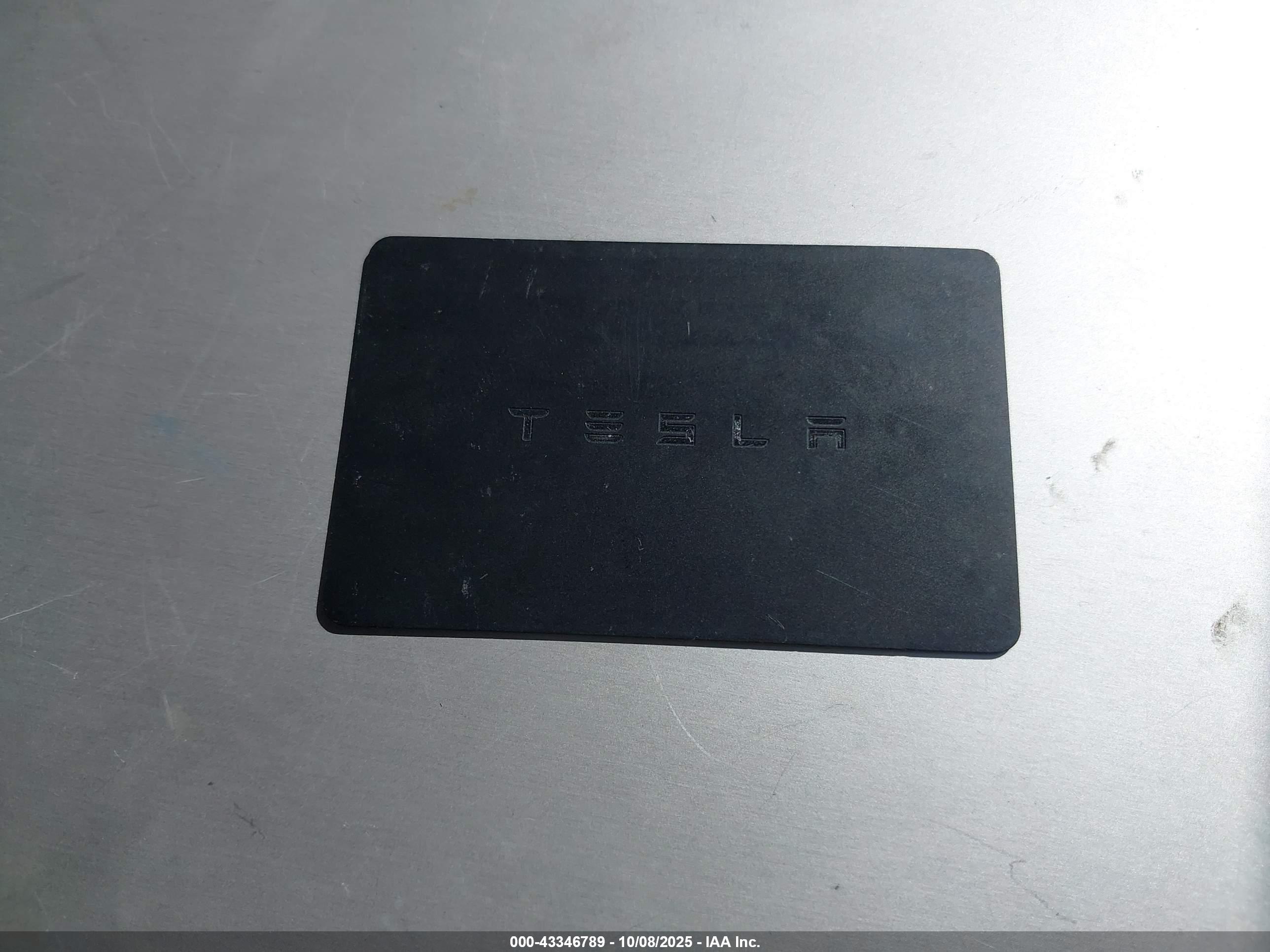 TESLA MODEL image 11